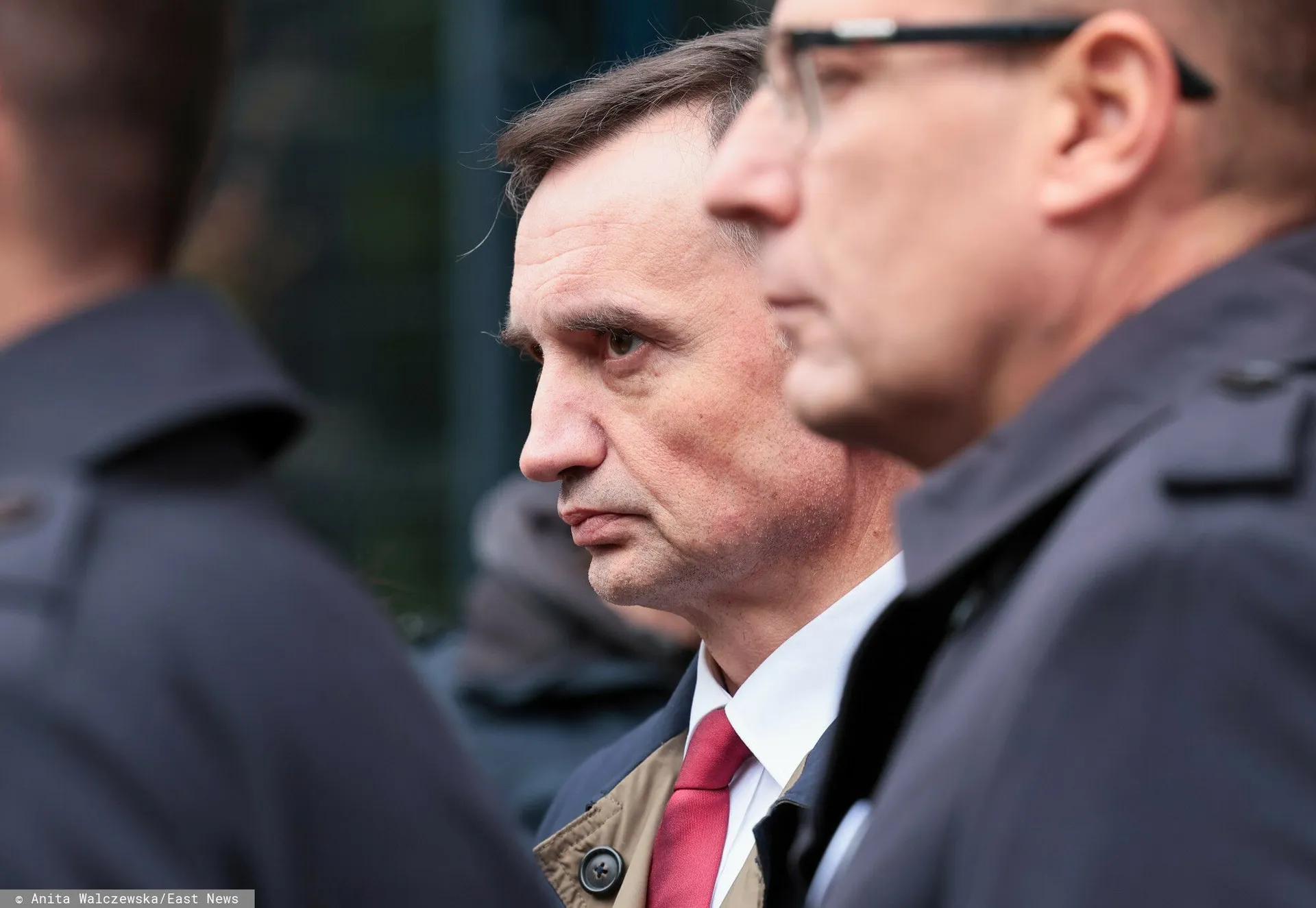 Zabezpieczenie majątku Zbigniewa Ziobry: tryb, przesłanki i kontekst śledztwa