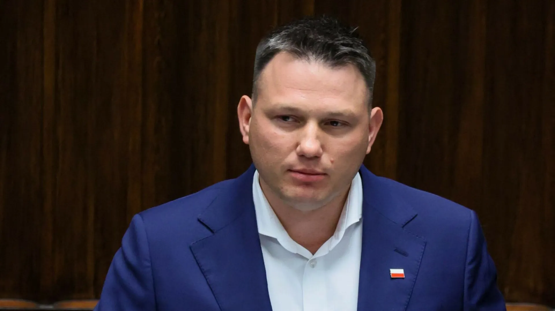 Sławomir Mentzen, lotnisko, Wielka Brytania