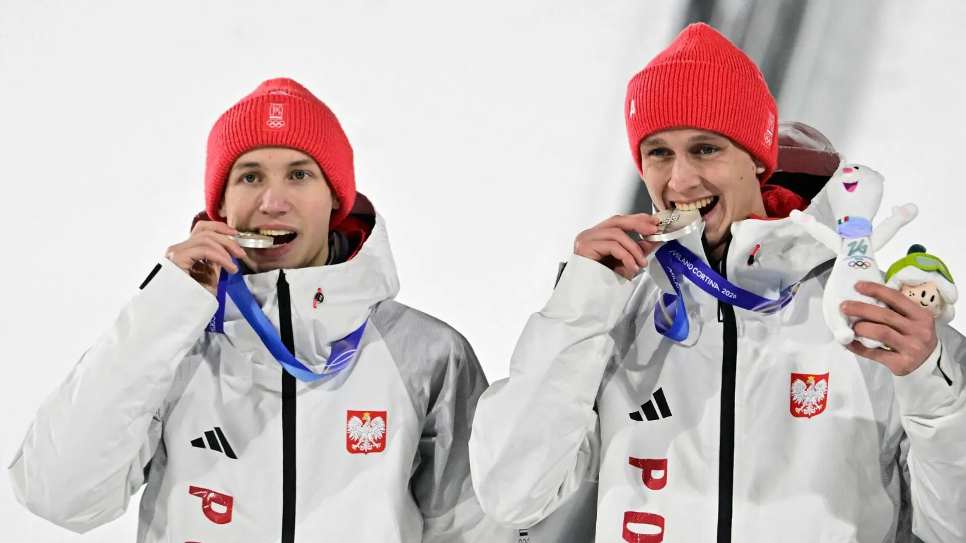 Zdobył medal dla Polski. Nie jest katolikiem. Taką religię wyznaje