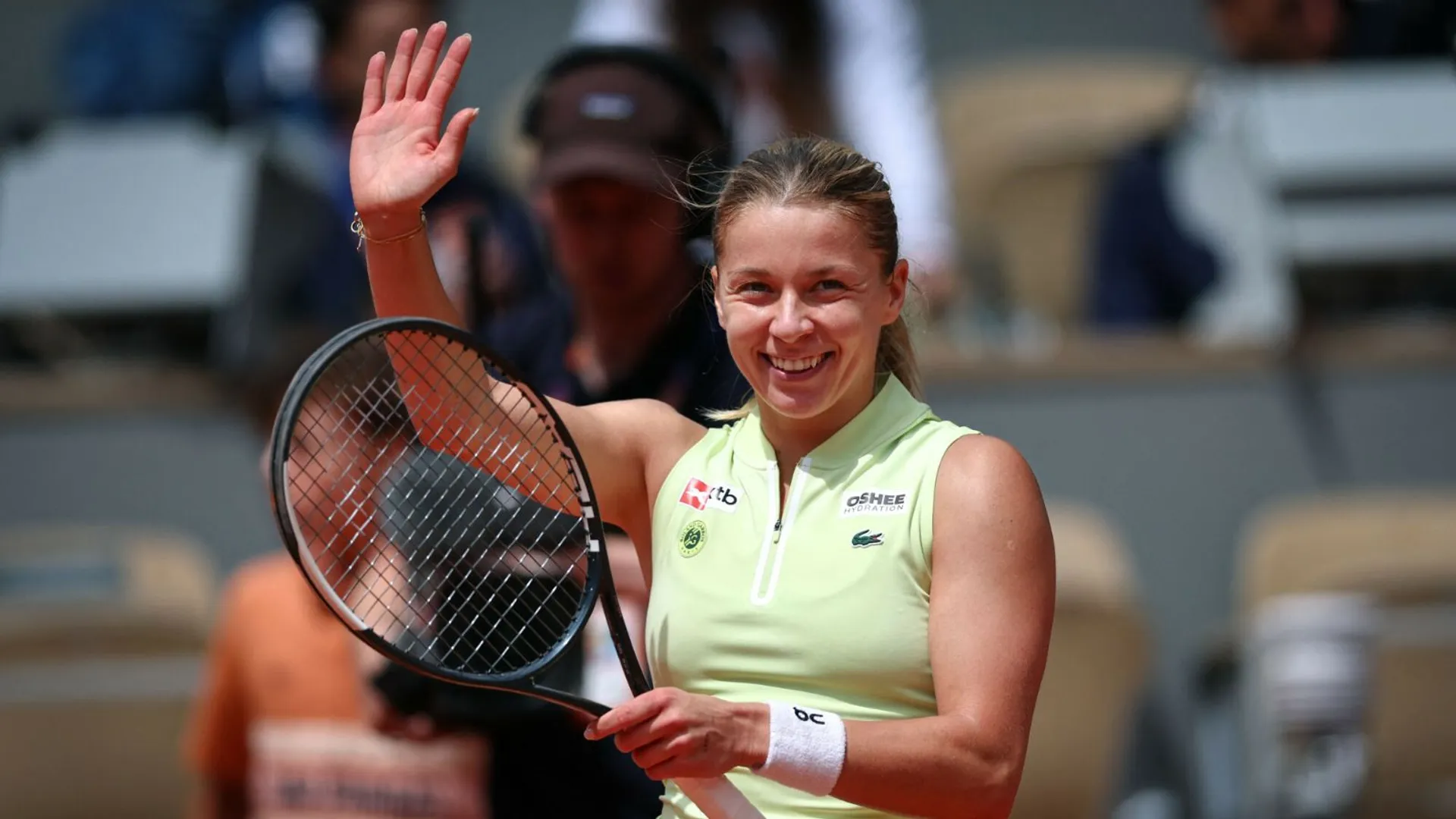 Maja Chwalińśka, Roland Garros, pieniądze