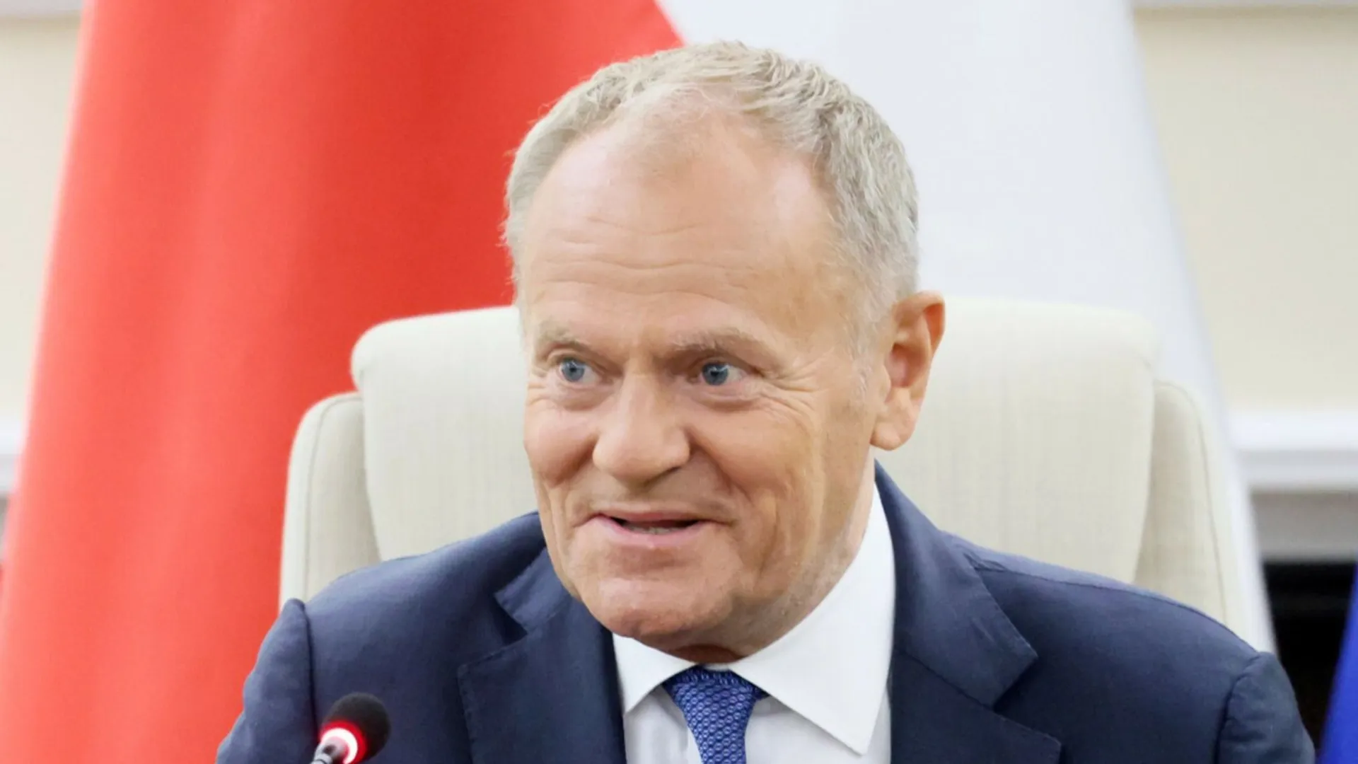 Donald Tusk, Polska, Czechy