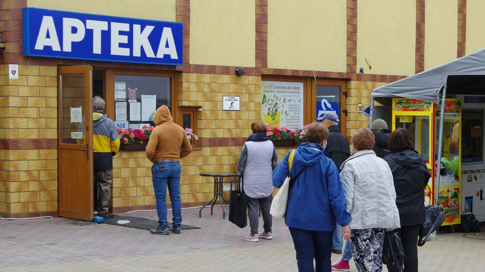 Apteka, kolejka