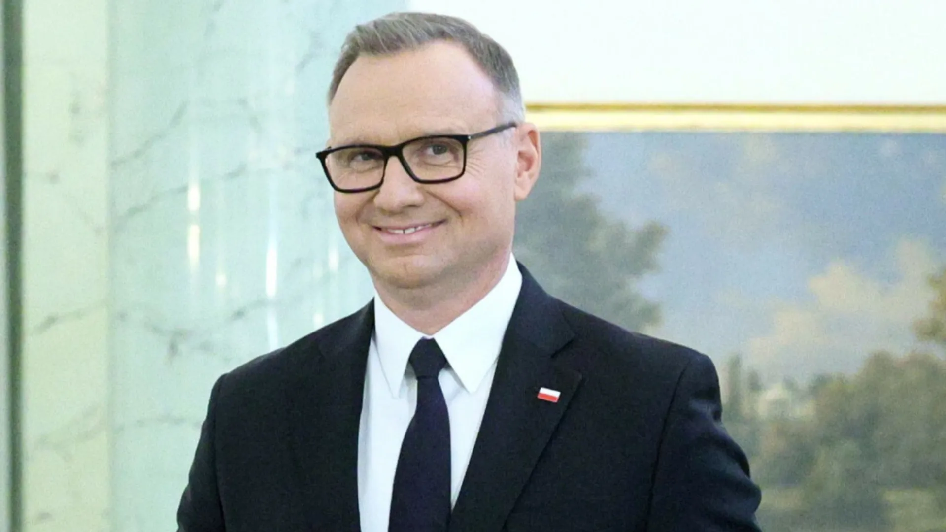 Pierwszy przelew trafił do Andrzeja Dudy. O tyle wzrośnie jego emerytura od 2026 r.