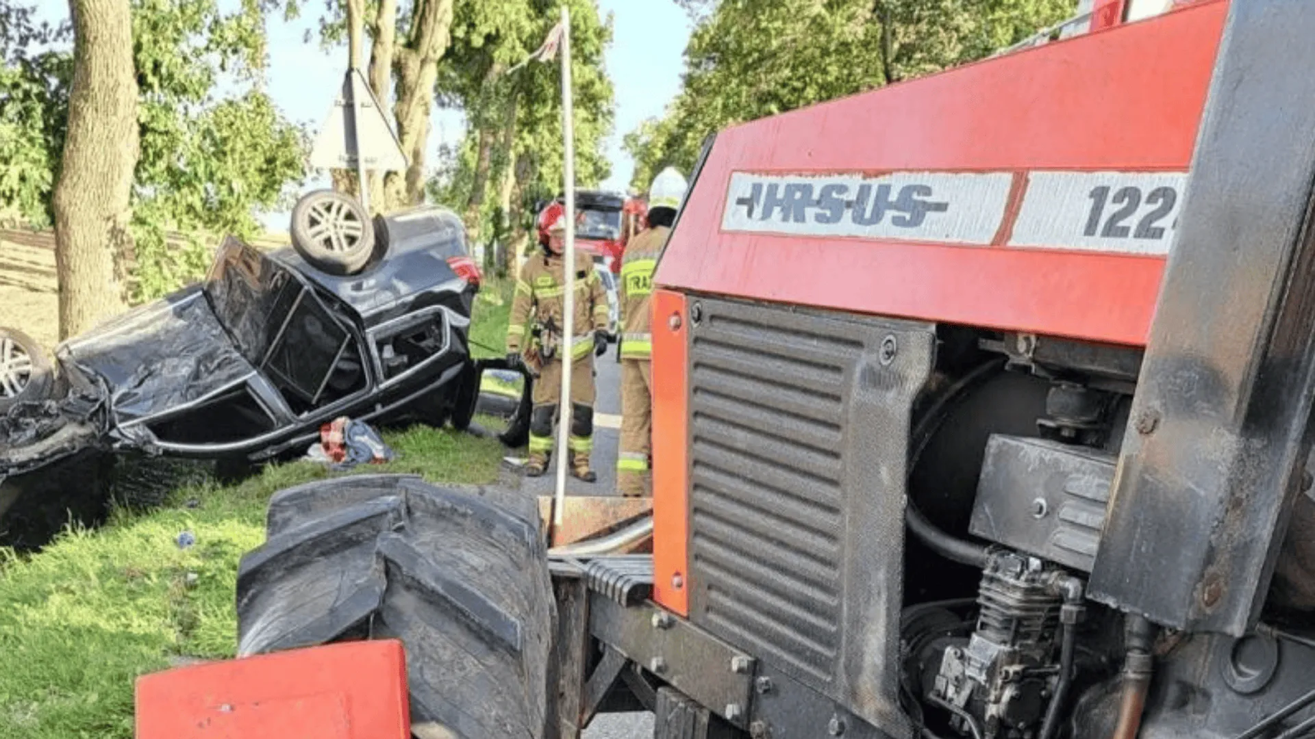Do sądu trafił akt oskarżenia przeciw 43-letniemu Piotrowi W, kierującego ciągnikiem. Mężczyzna kwestionuje ustalenia śledczych i nie zgadza się z przedstawioną wersją zdarzeń.