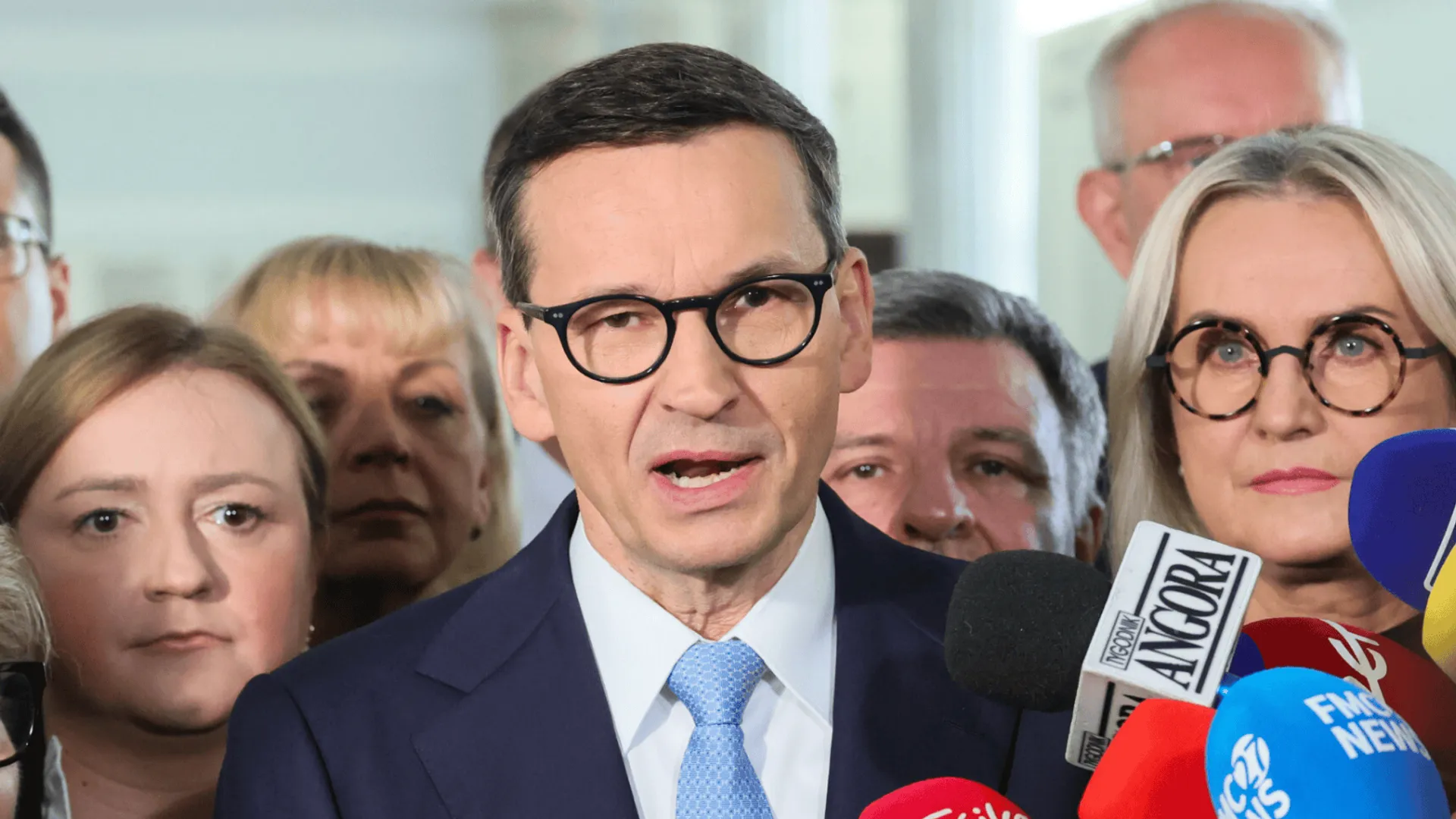 Mateusz Morawiecki, sondaż, partia