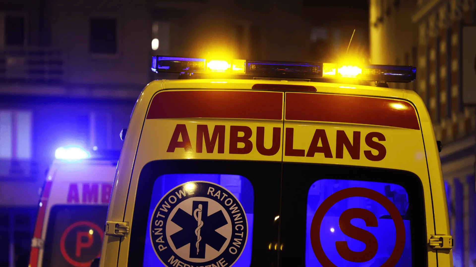 Tragedia w Przedwojowie: 26-latek zmarł podczas zabawy na sankach