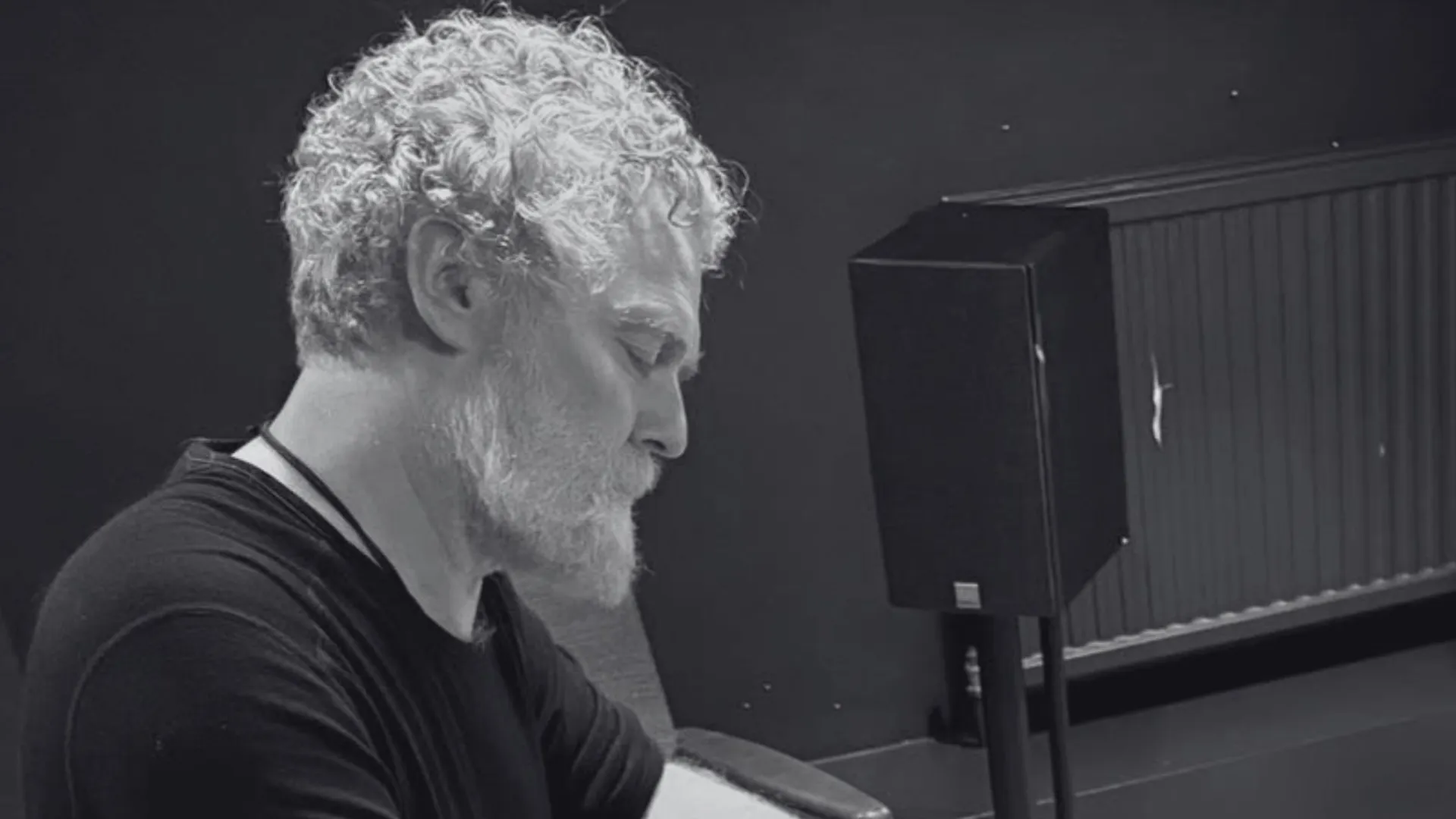Glen Hansard﻿