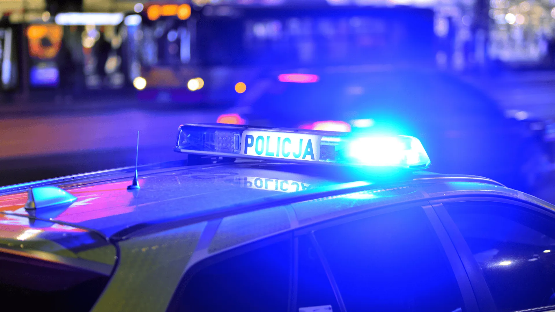 Tragedia na warszawskiej Pradze: Nie żyje 6-letni chłopiec, obaj kierowcy zostali zatrzymani