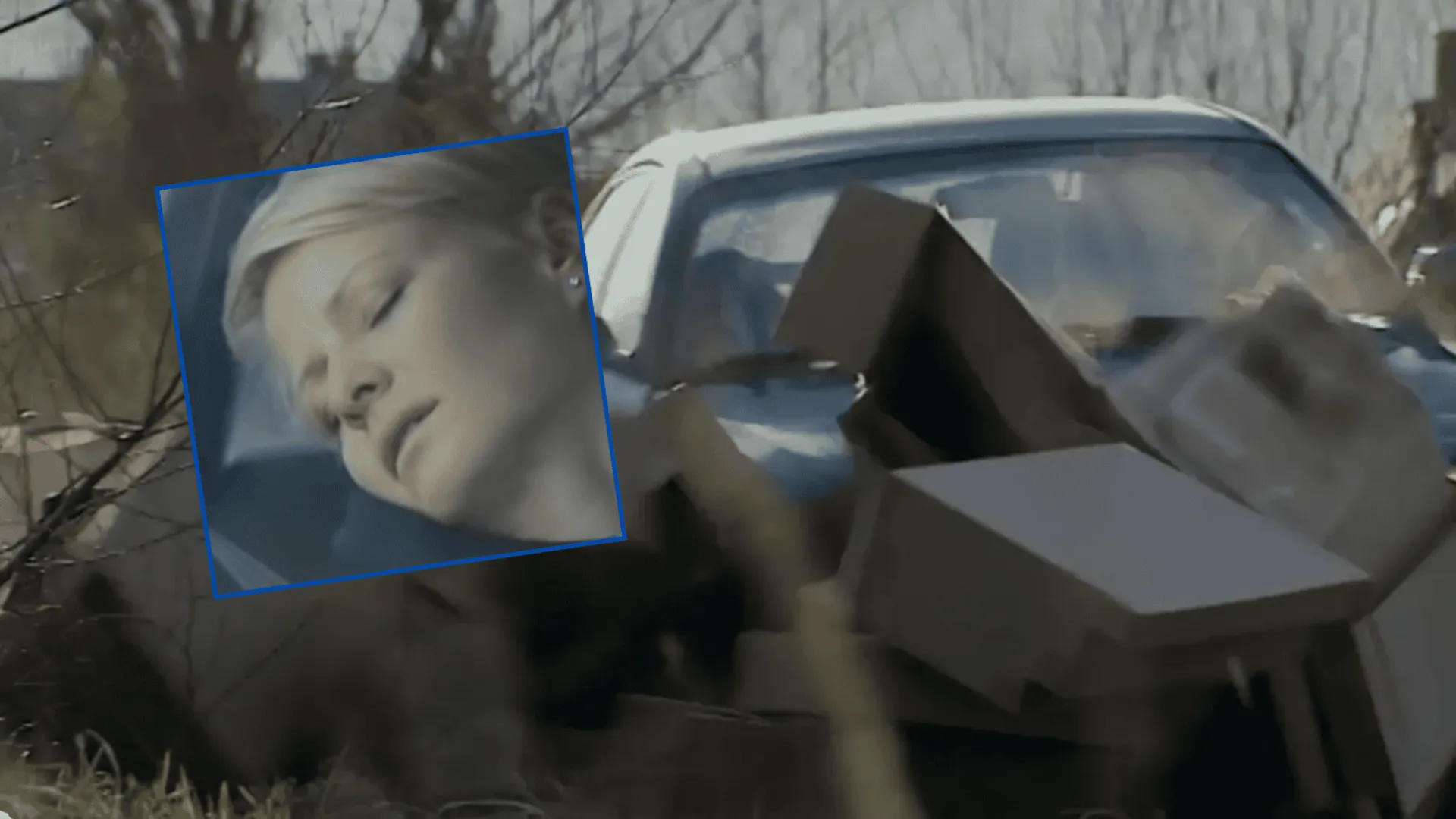 Hanka Mostowiak wjeżdża w kartony