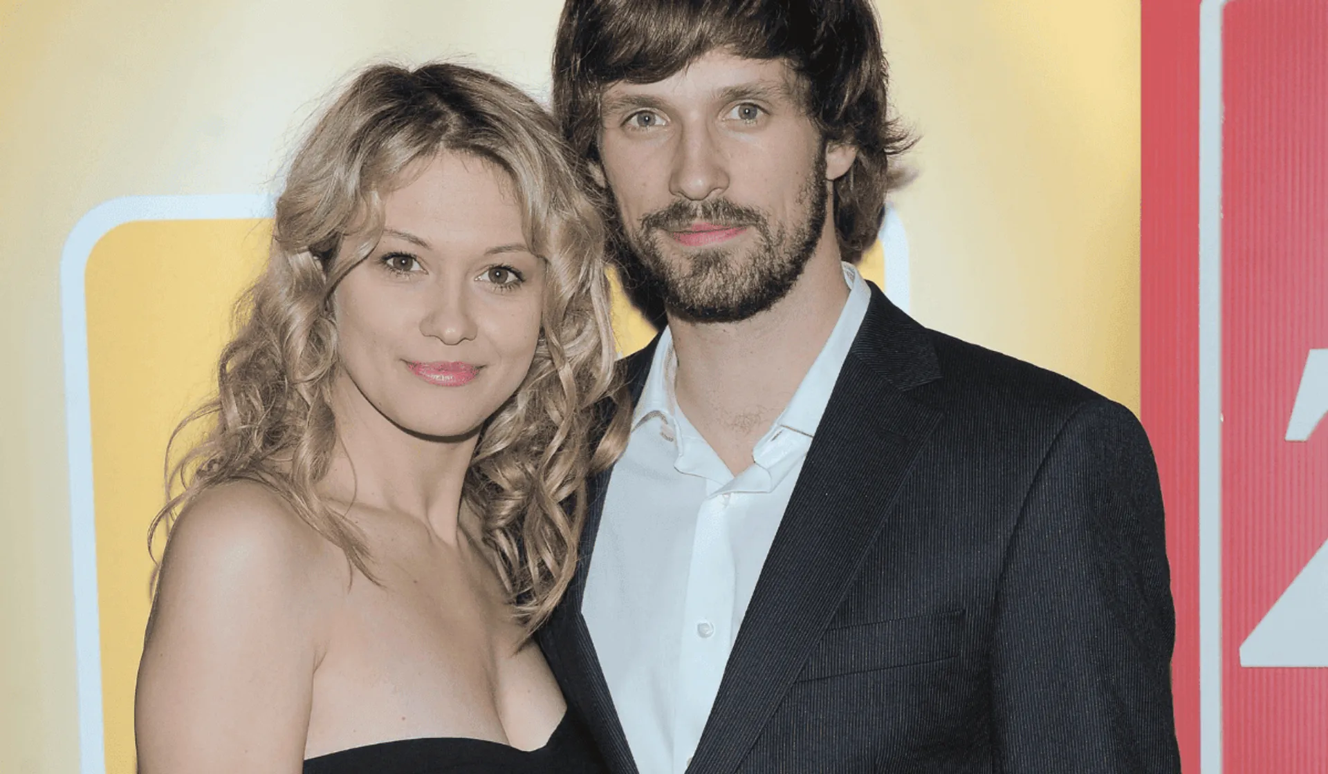 Okrzyknęli go serialowym amantem. Jakub Strzelecki porzucił sławę dla habitu