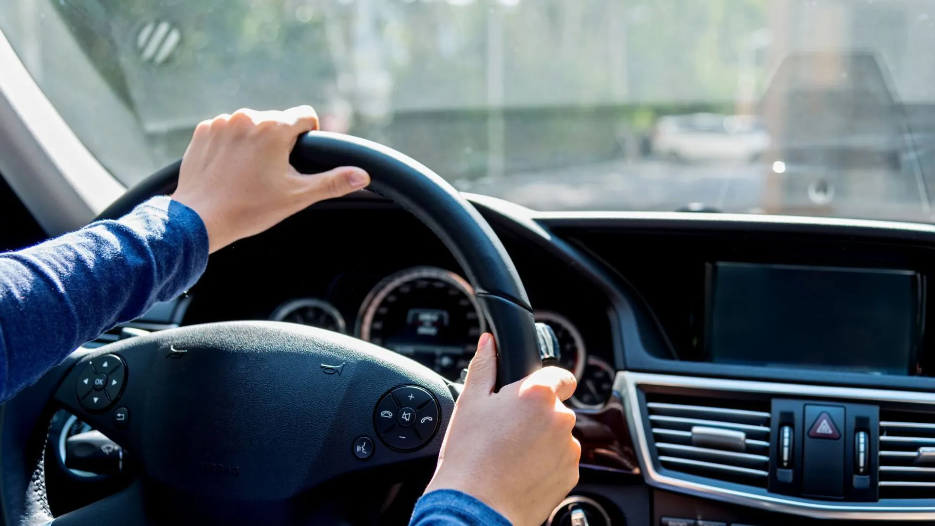 Jazda samochodem kierowca