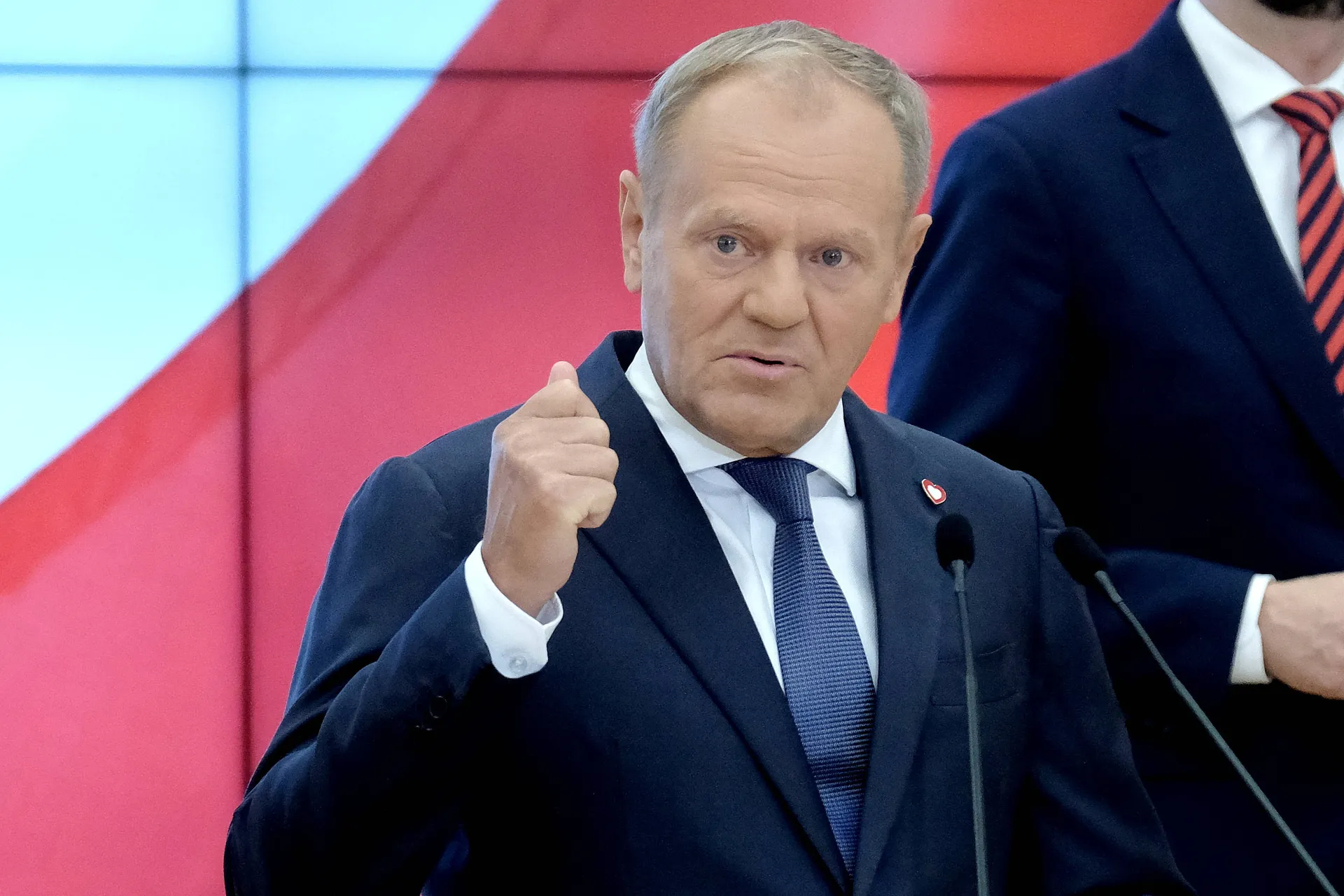 Donald Tusk, Karol Nawrocki