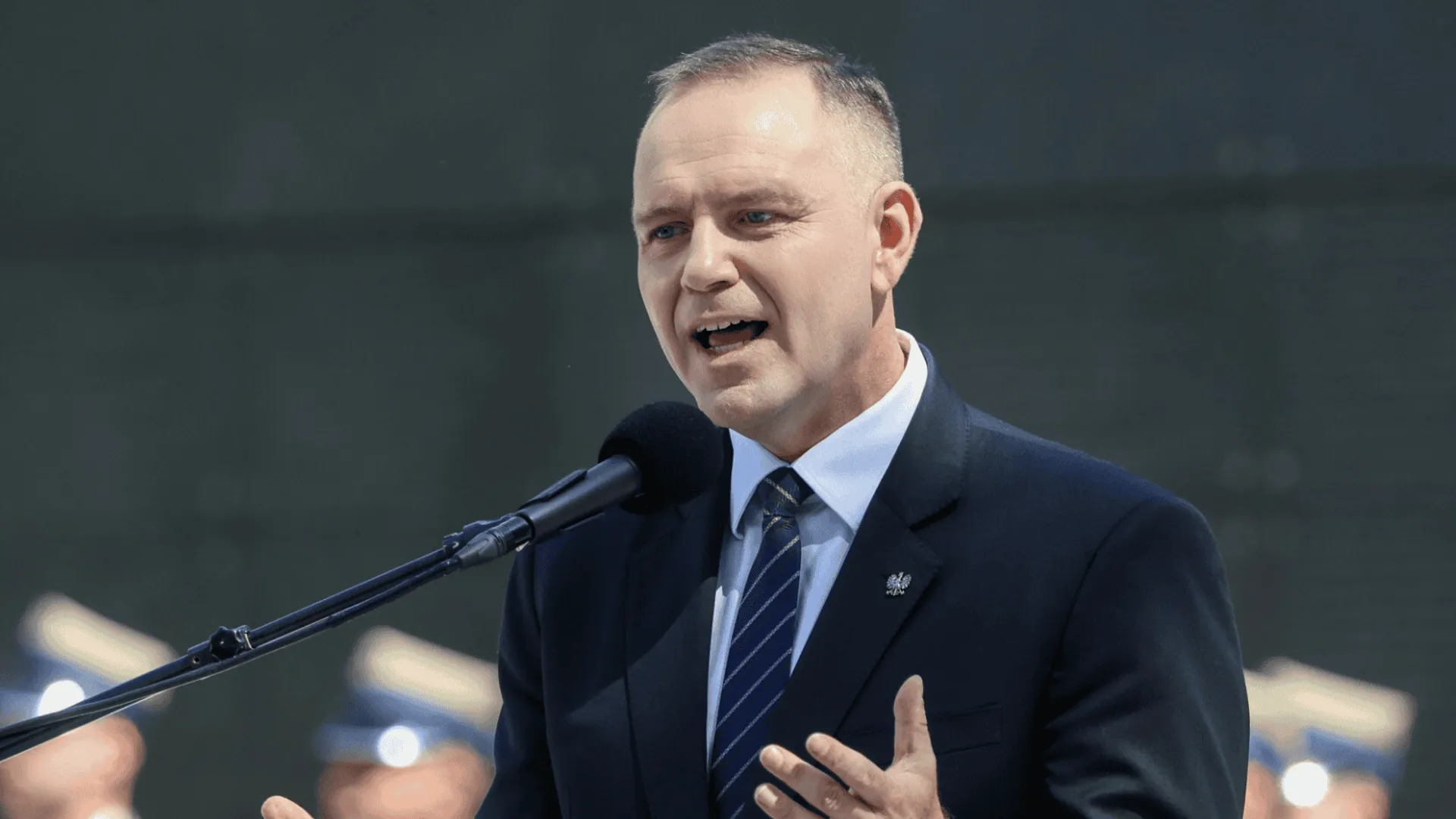 Karol Nawrocki, senat, referendum