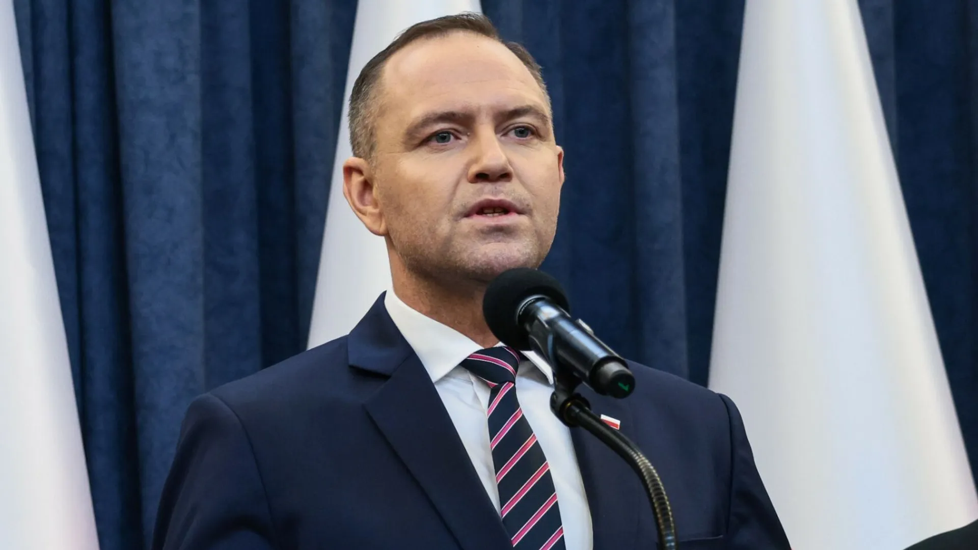 Karol Nawrocki sondaż