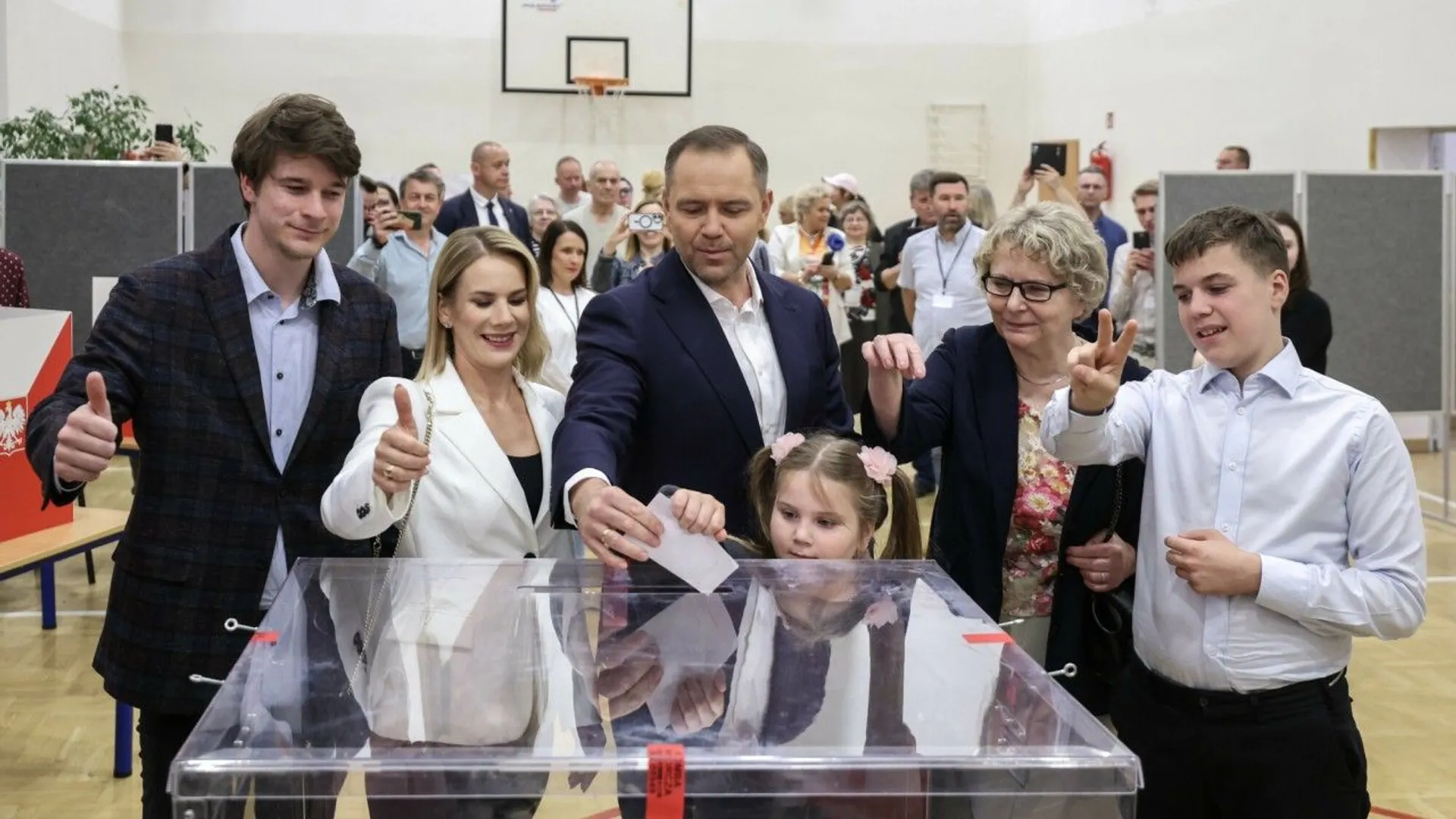 Karol Nawrocki z rodziną