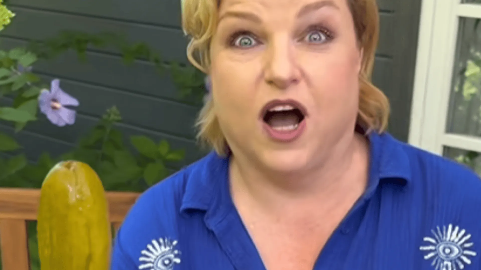Katarzyna Bosacka testuje ogórka kiszonego