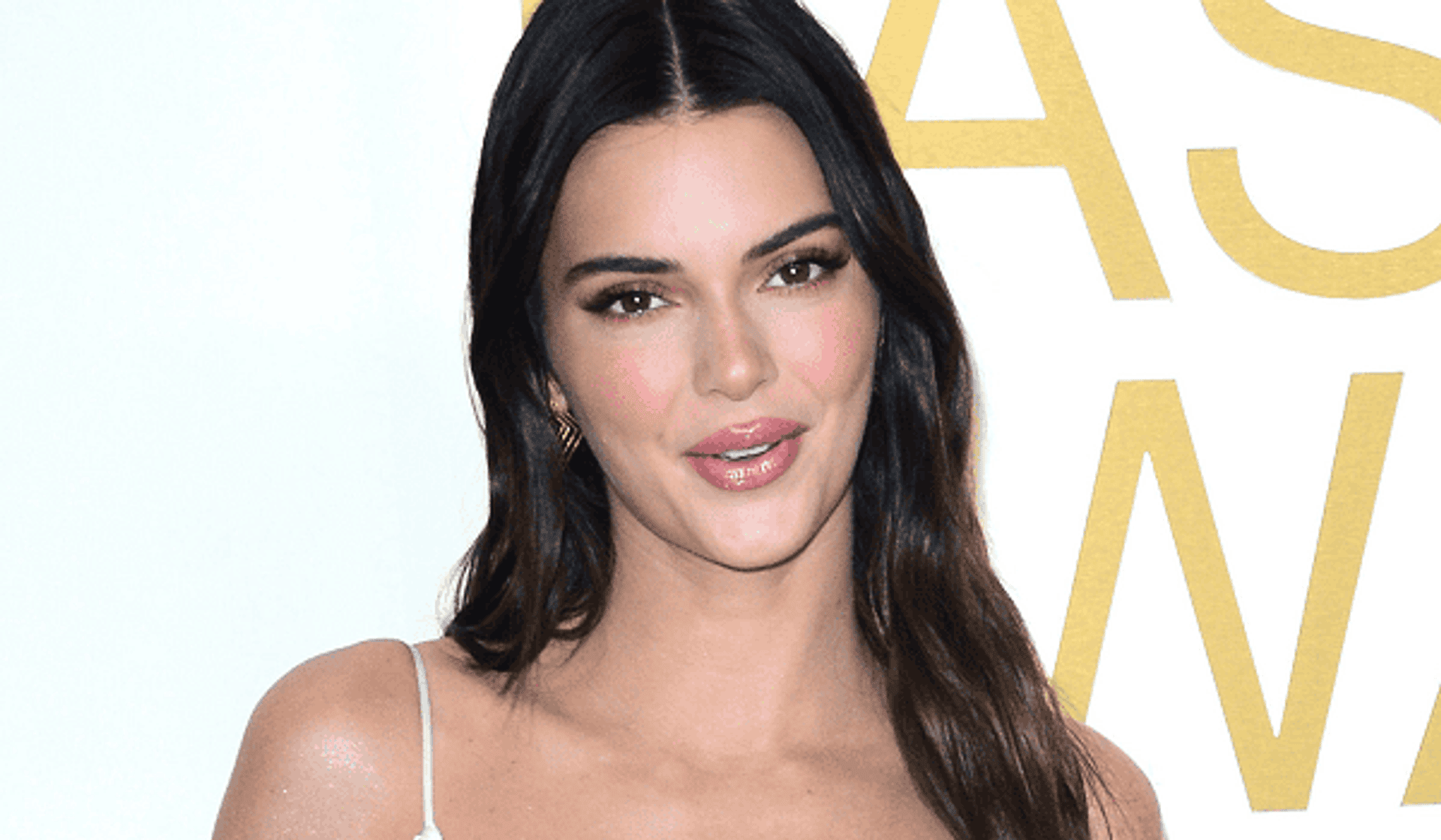 Kendall Jenner zapozowała w wielkiej pieluszce, fot. Wil Roberts / SplashNews.com/East News