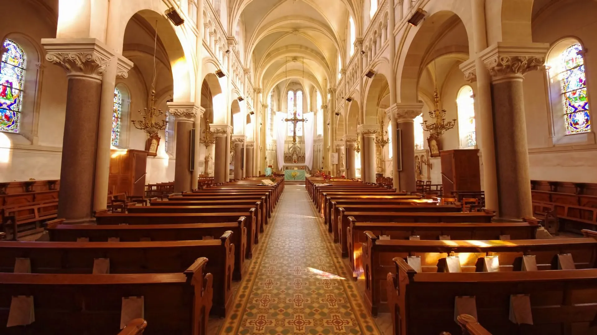 Kościół katolicki, fot. Canva