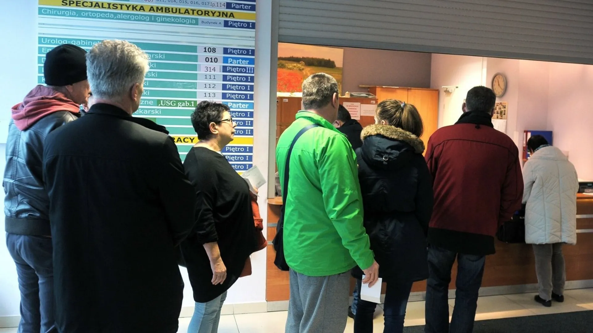 Szpital, przychodnia, lekarz, chorzy, infekcje, wirus, grypa