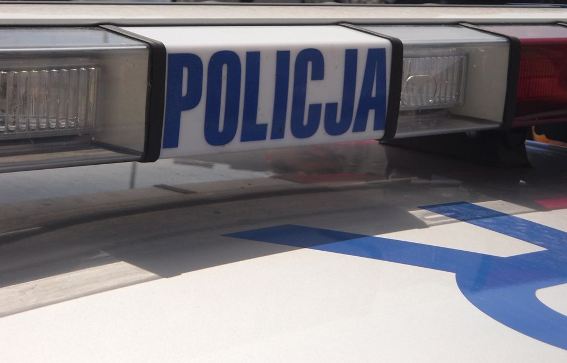 Policja w Oławie zatrzymała nieletniego pasierba zamordowanego 45-letniego mężczyzny.