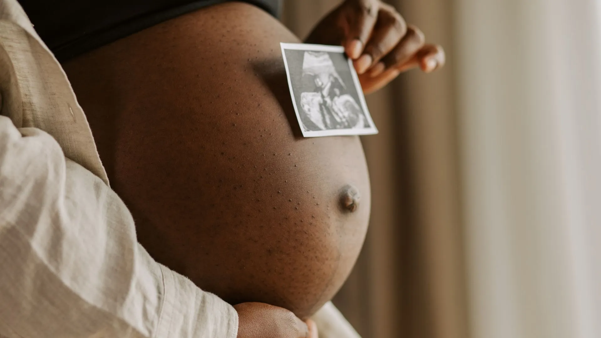 Ma 61 lat i właśnie urodziła pierwsze dziecko