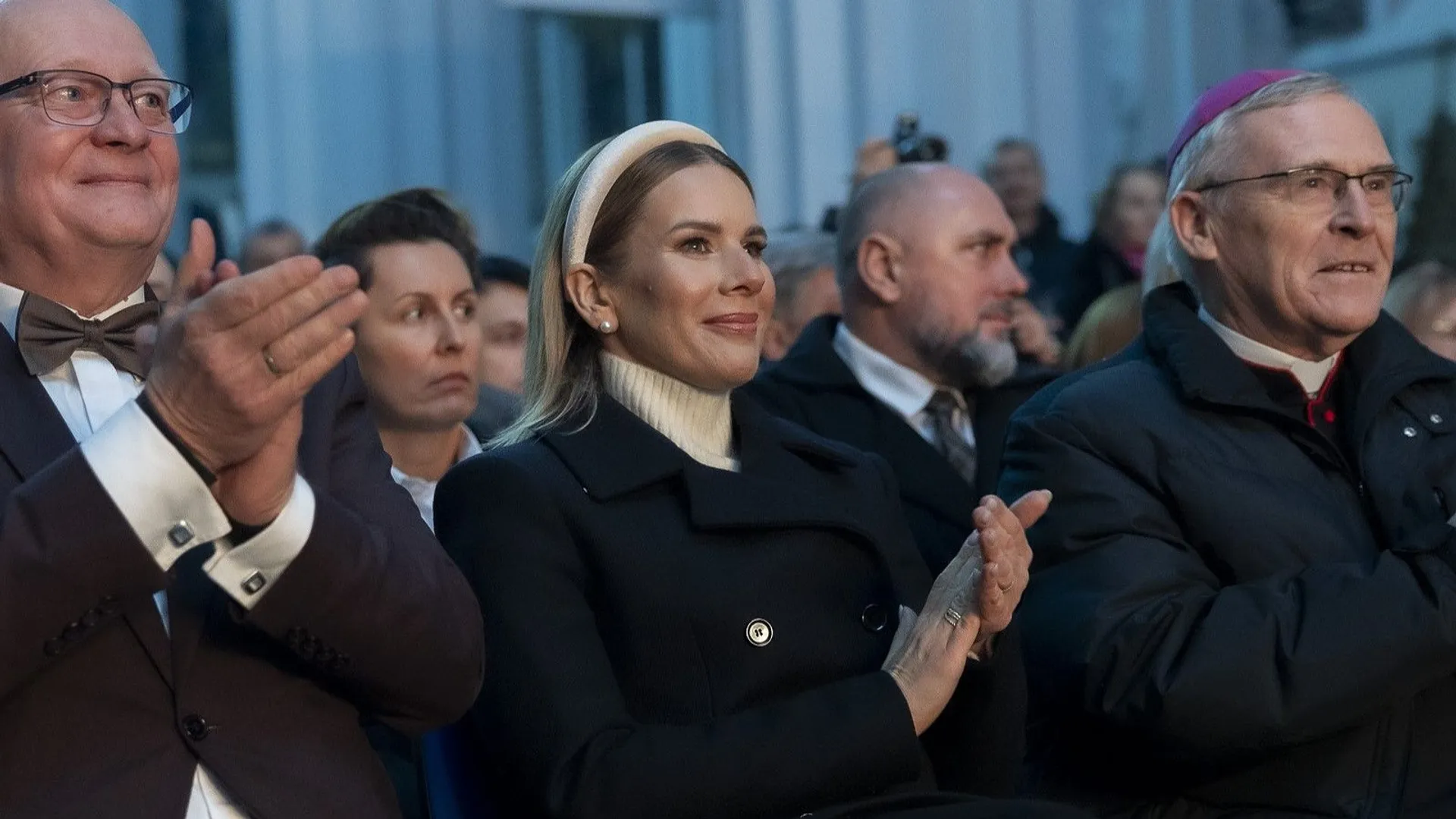 Tak Marta Nawrocka ubrała się do Kościoła. Ekspertka od stylu zabrała głos