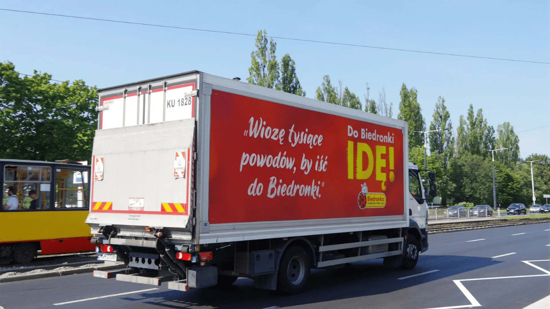 Mobilne outlety Biedronki w 2026 roku fot. Canva Pro