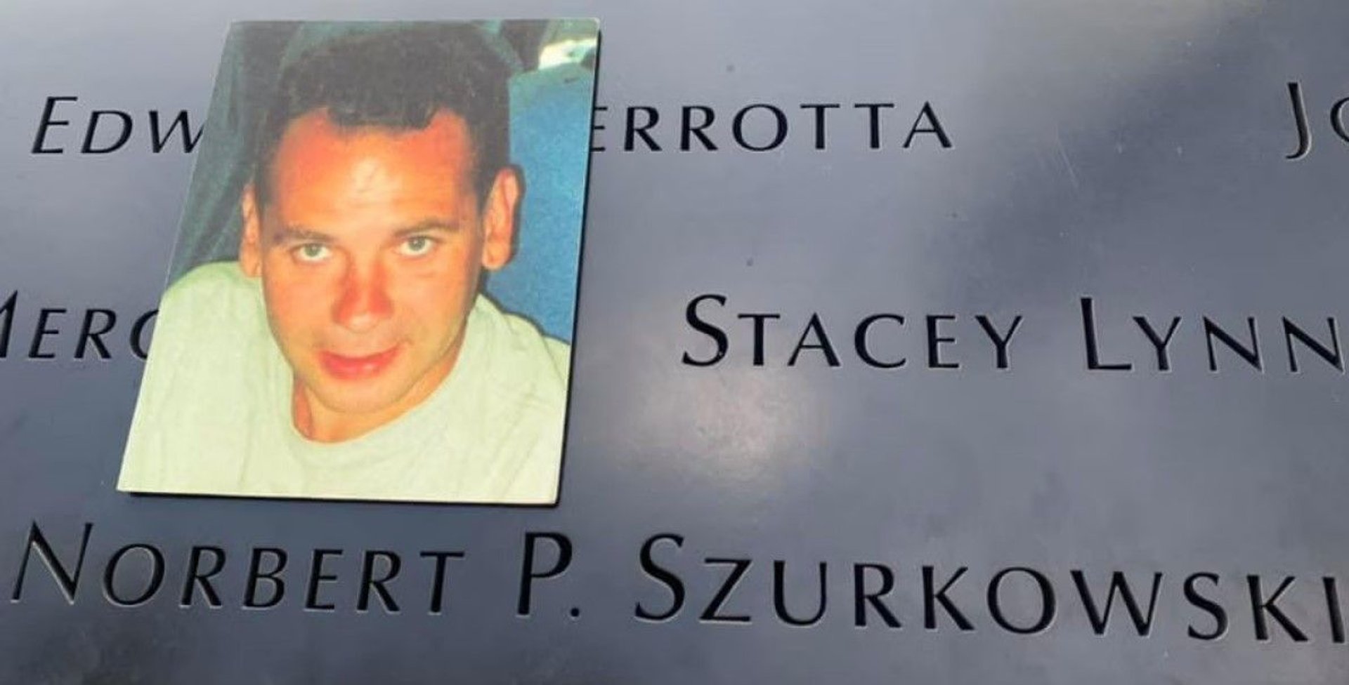 Polacy Kt rzy Zgin li 11 09 2001 W WTC Jest Ich Wi cej Ni My licie polacy-kt-rzy-zgin-li-11-09-2001-w-wtc-jest-ich-wi-cej-ni-my-licie