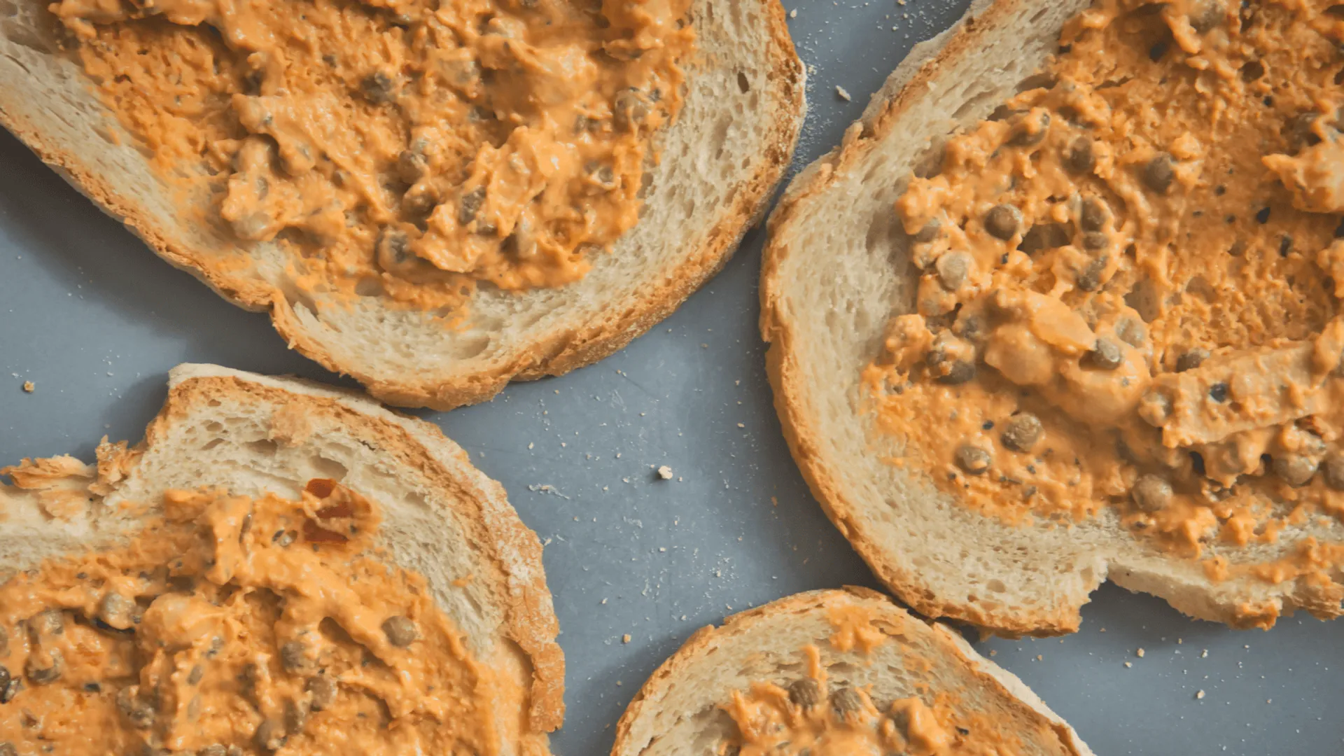 Pasta z czerwonej soczewicy wspiera mózg. Zrobisz za grosze
