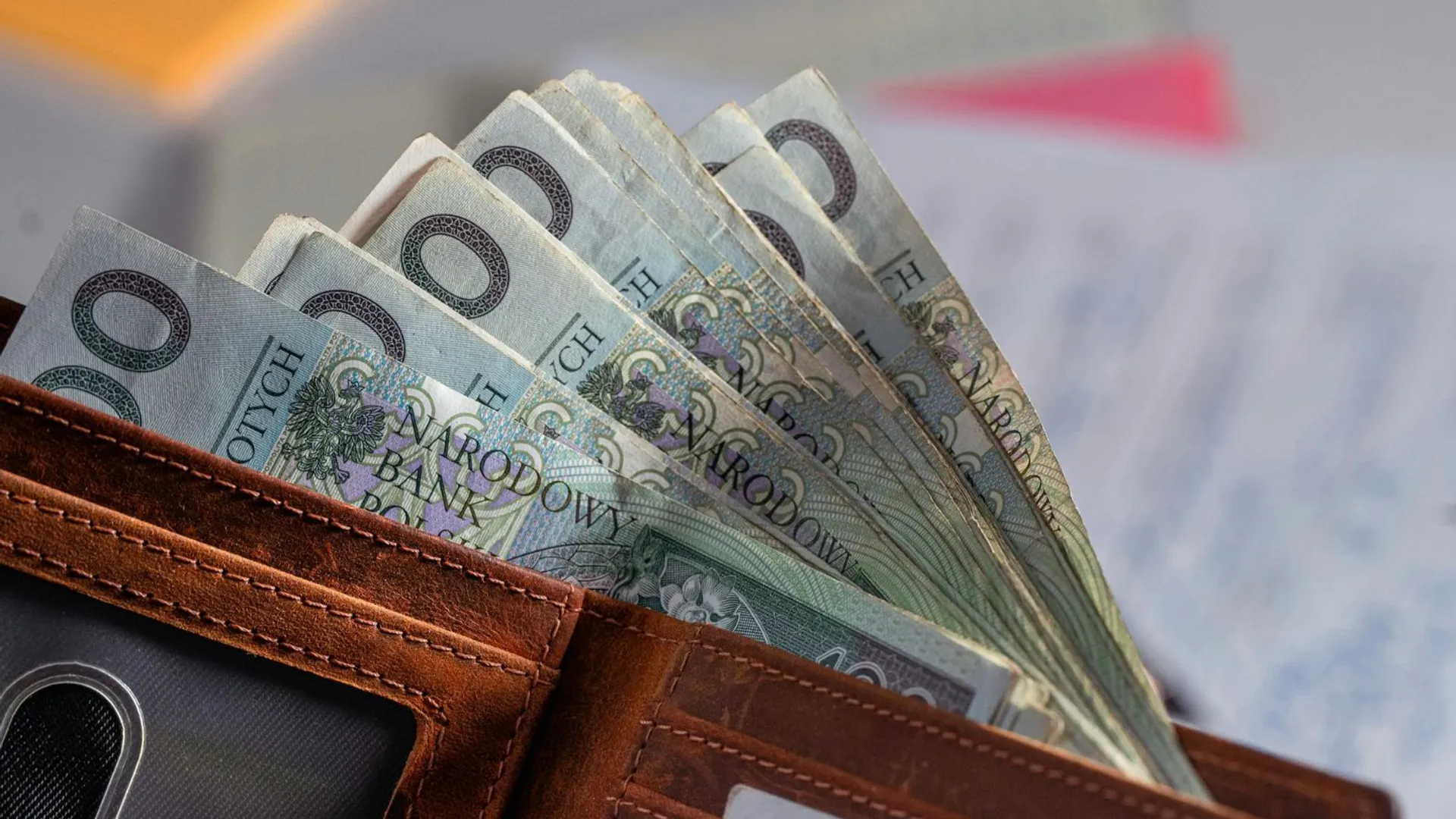 Portfel pieniądze podatki