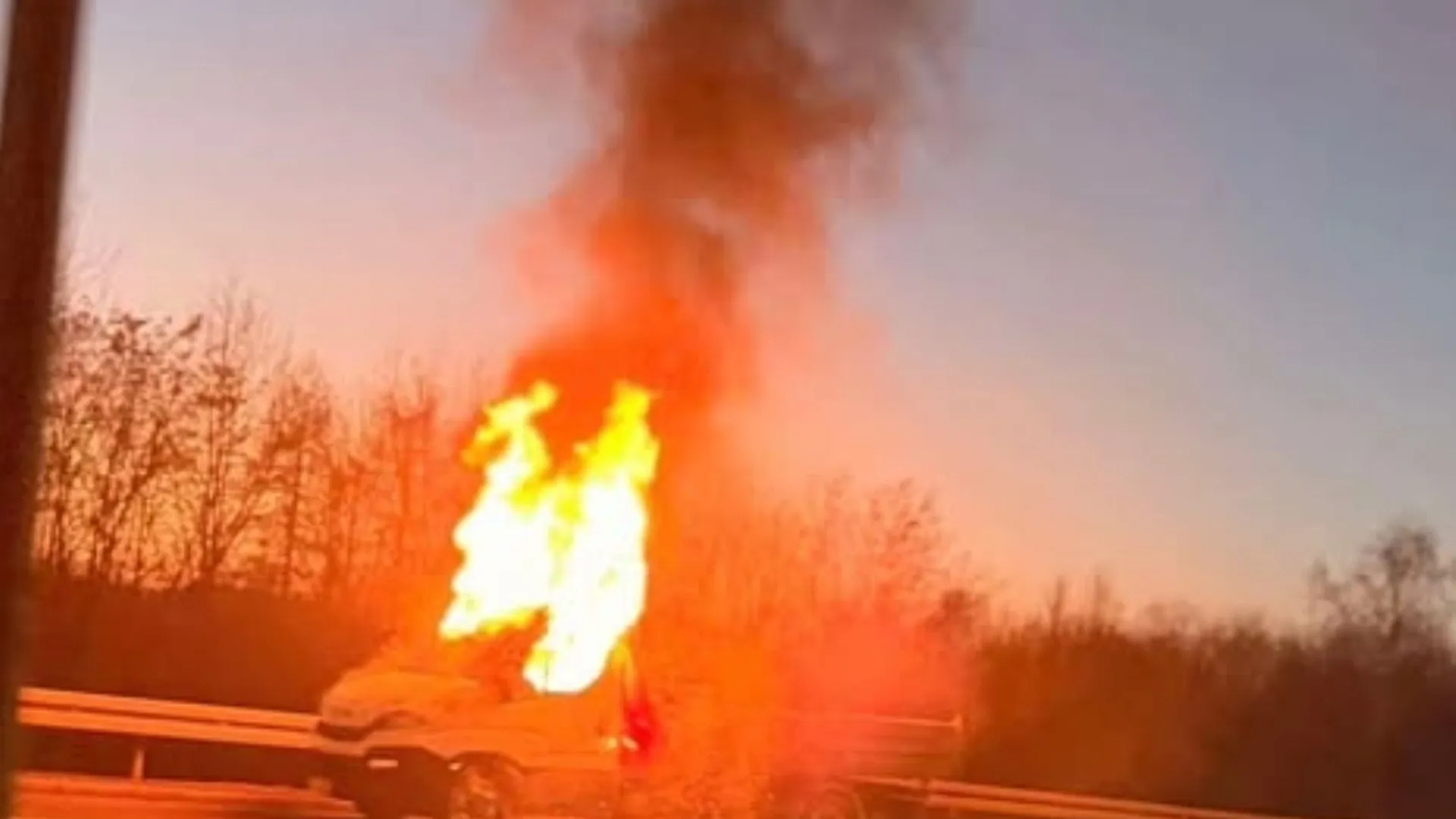 Autostrada A4, plonie samochód ciężarowy