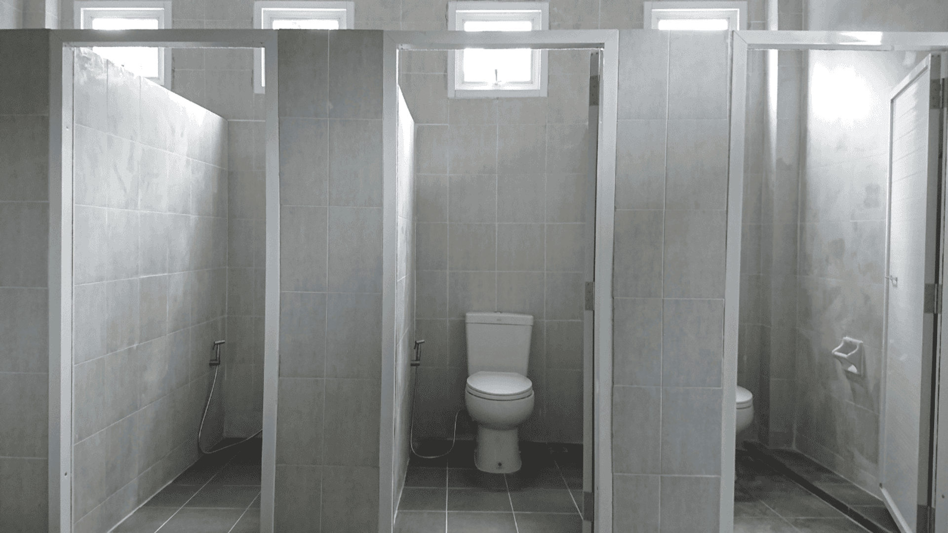 publiczna toaleta
