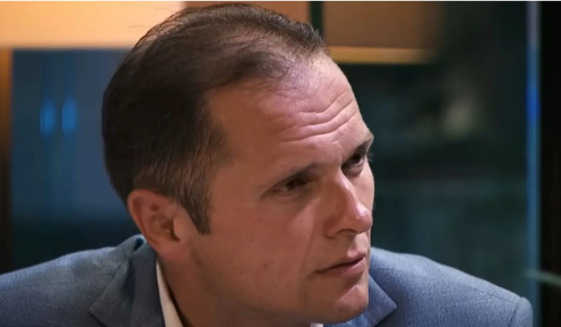 Waldemar z „Rolnik szuka żony” wyjawił, jak wyglądało jego dorastanie, fot. kadr z programu „Rolnik szuka żony” dostępnego pod adresem https://vod.tvp.pl/programy,88/rolnik-szuka-zony-odcinki,284514/odcinek-2,S10E02,795988, Facebook/C5Waldi.Gilas