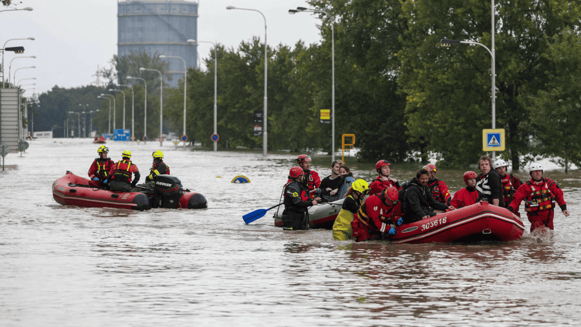 powódź służby