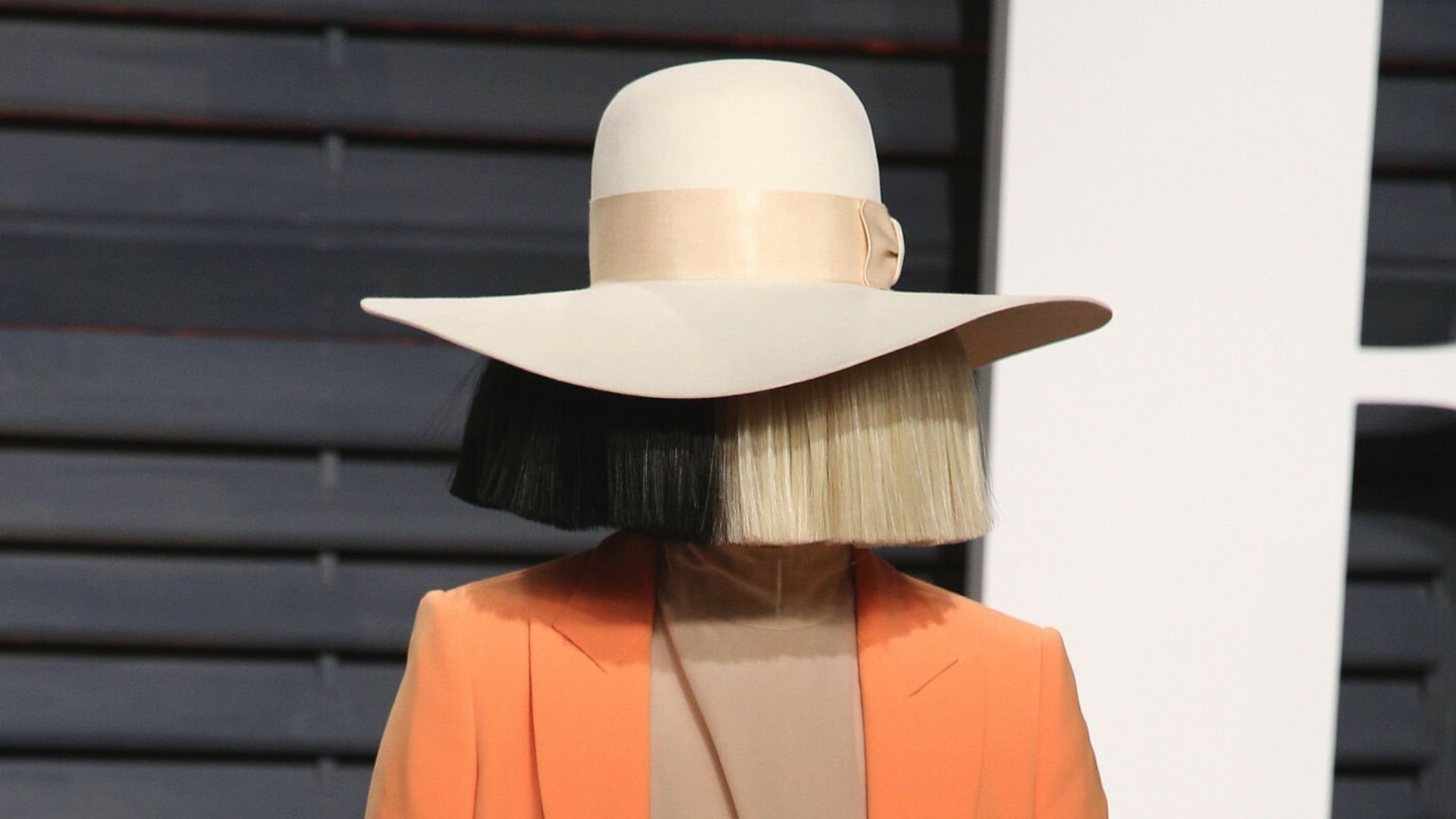 Sia