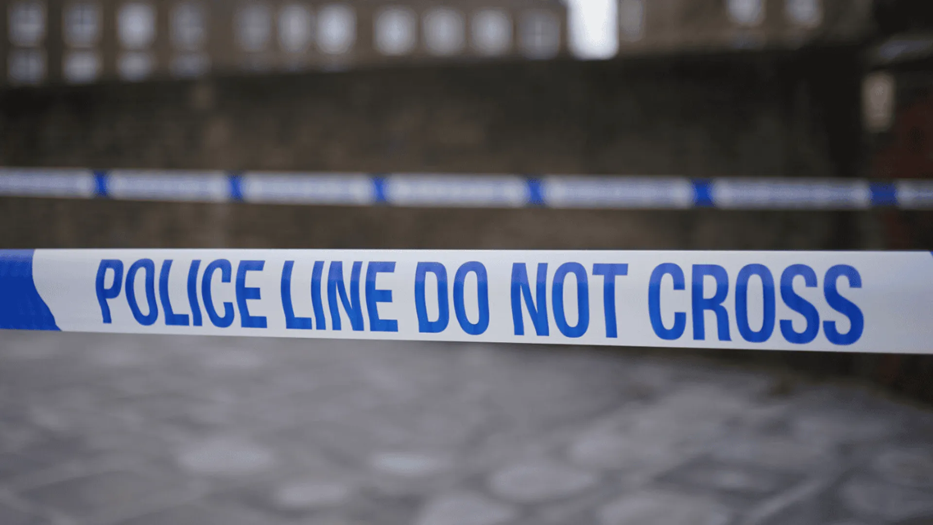 Mord**stwo 40-leniego Pawła