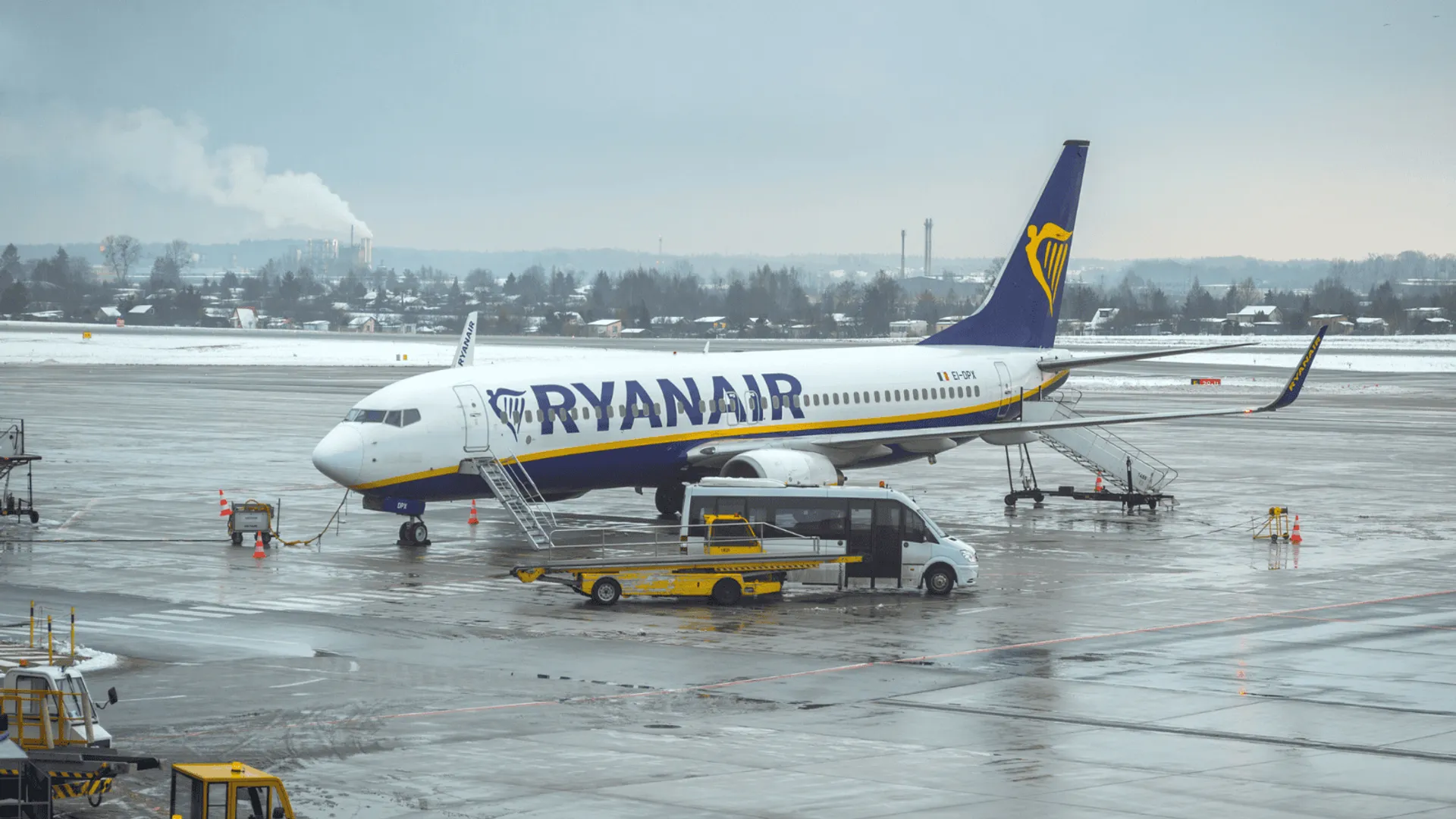 Wojsko poderwało samoloty. Dwa polskie lotniska zamknięte 