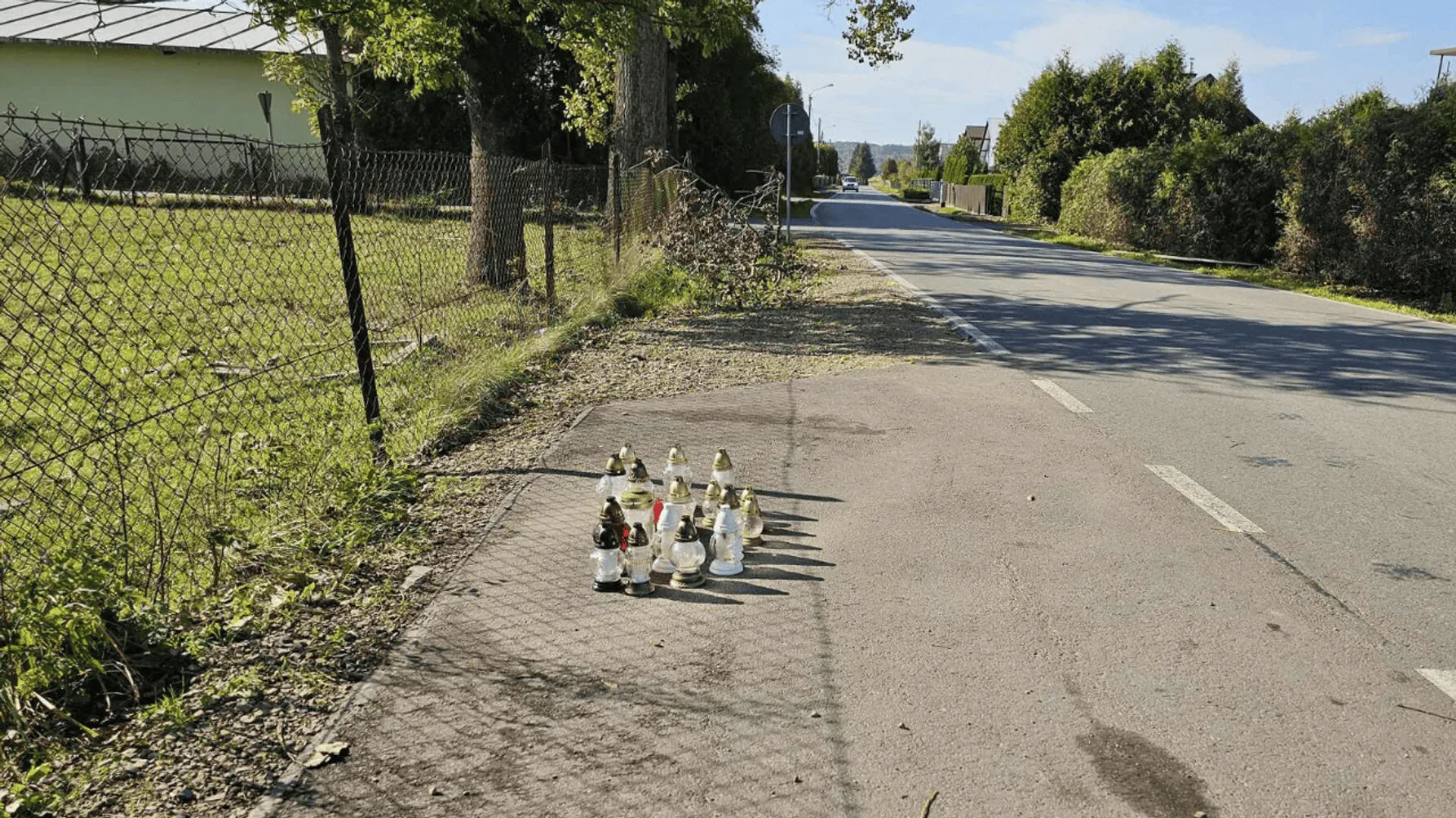 Znicze na drodze