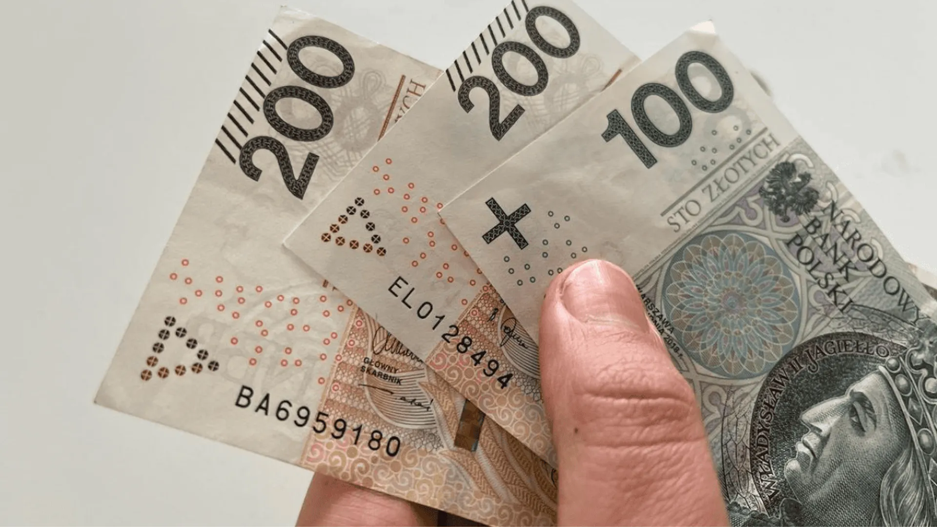 Pieniądze