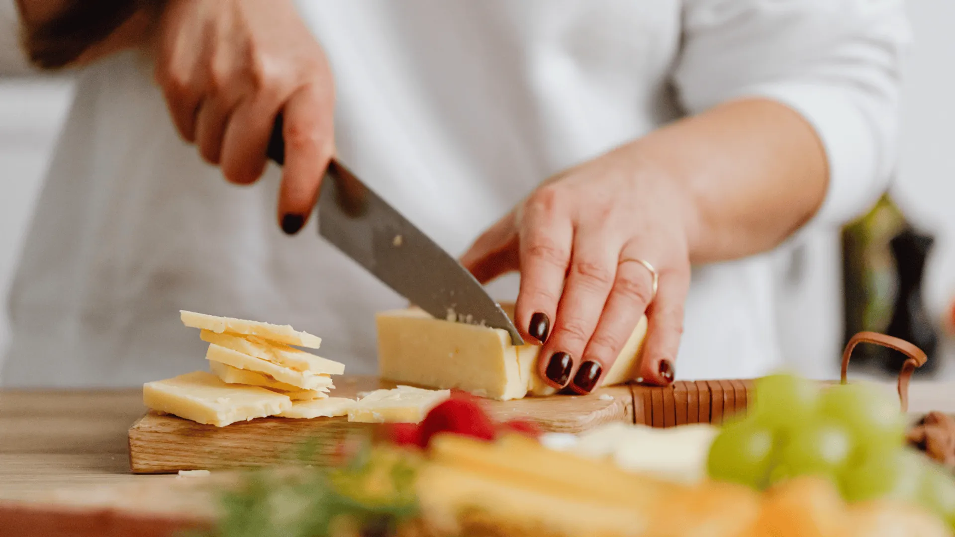 Dobry ser żółty - jak sprawdzić skład, nazwę i jakość przed zakupem
