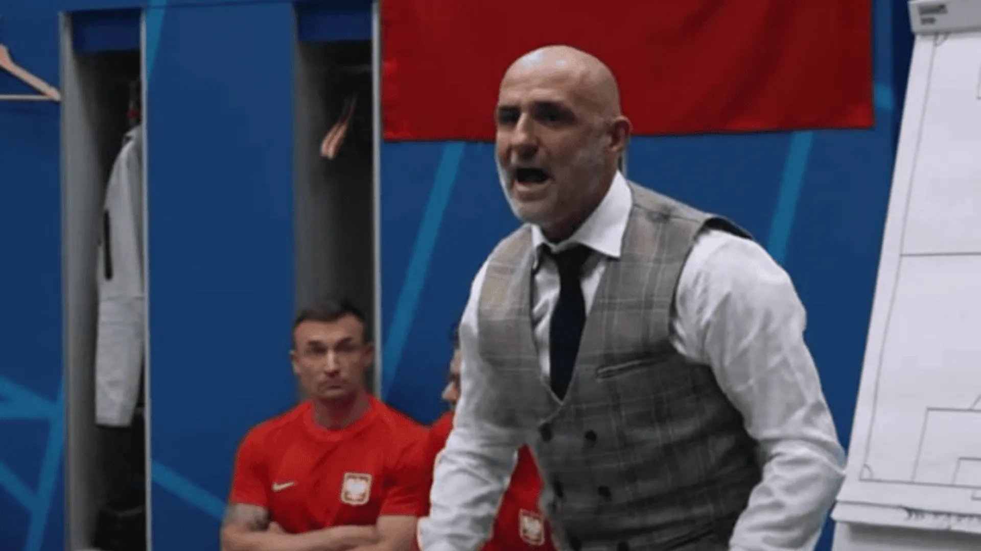 Pokazano zachowanie Probierza w przerwie meczu z Holandią. Tak zwrócił się do piłkarzy