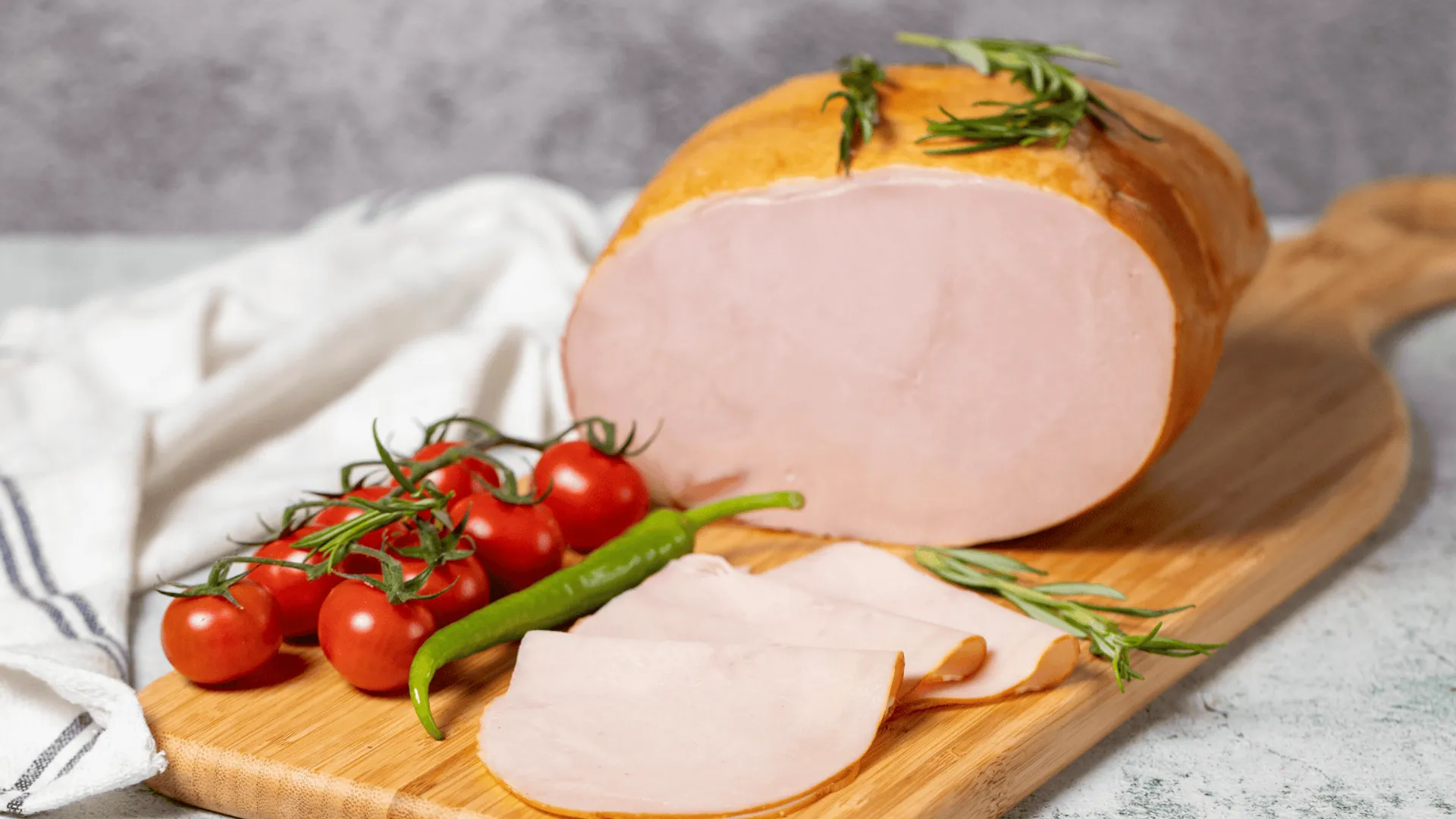 Jaka wędlina z Lidla ma najlepszy skład - dietetyk wyjaśnia