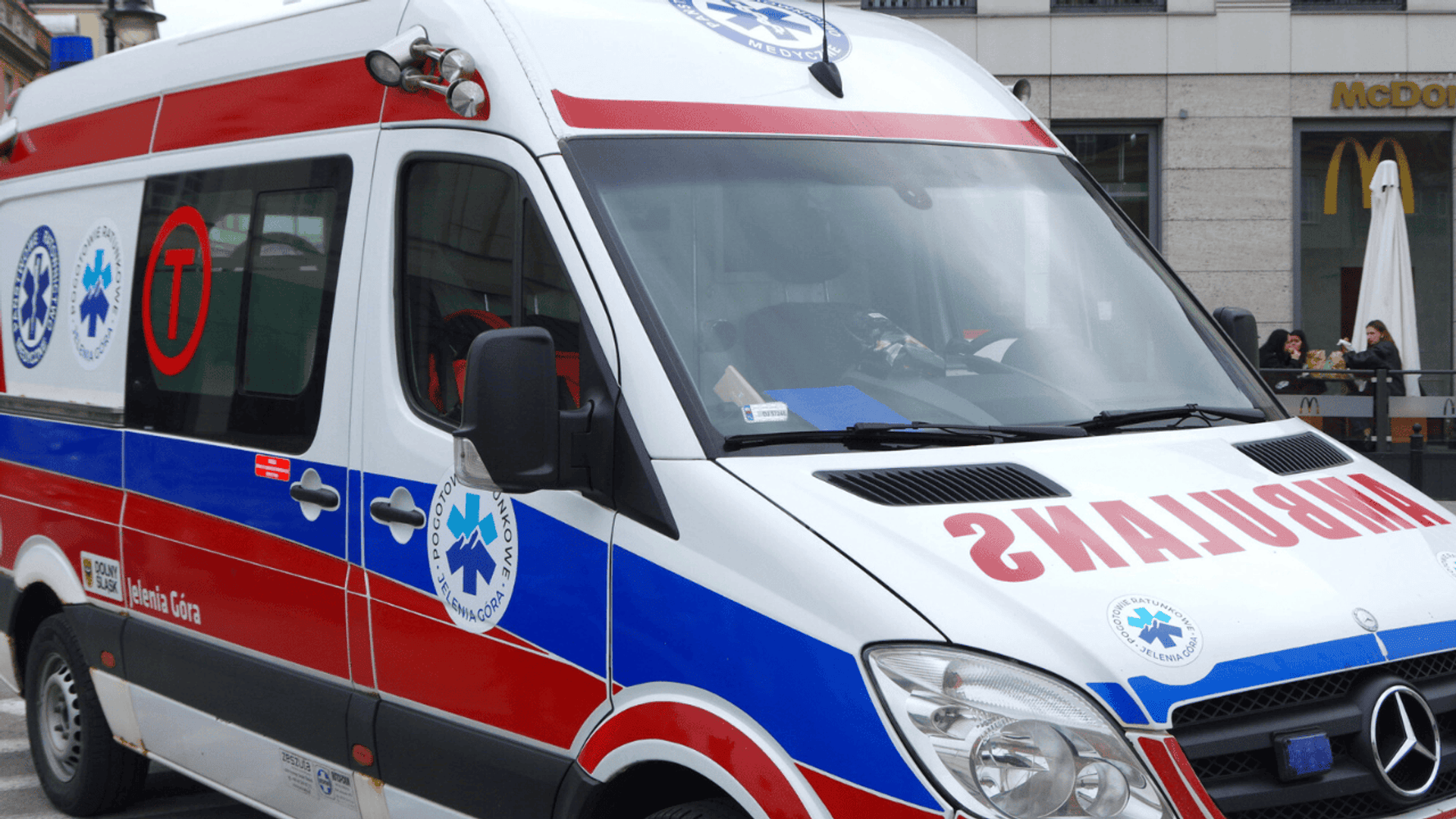 Karetka, ambulans, pogotowie, 112