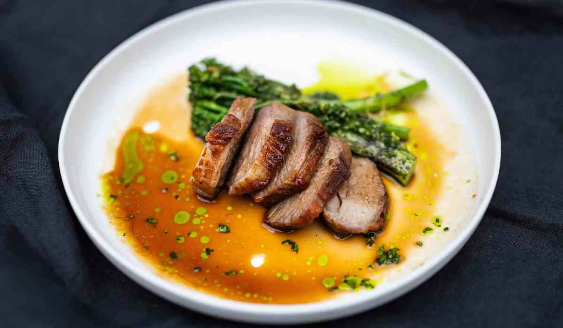 Biodrówka jagnięc z restauracji Klonn