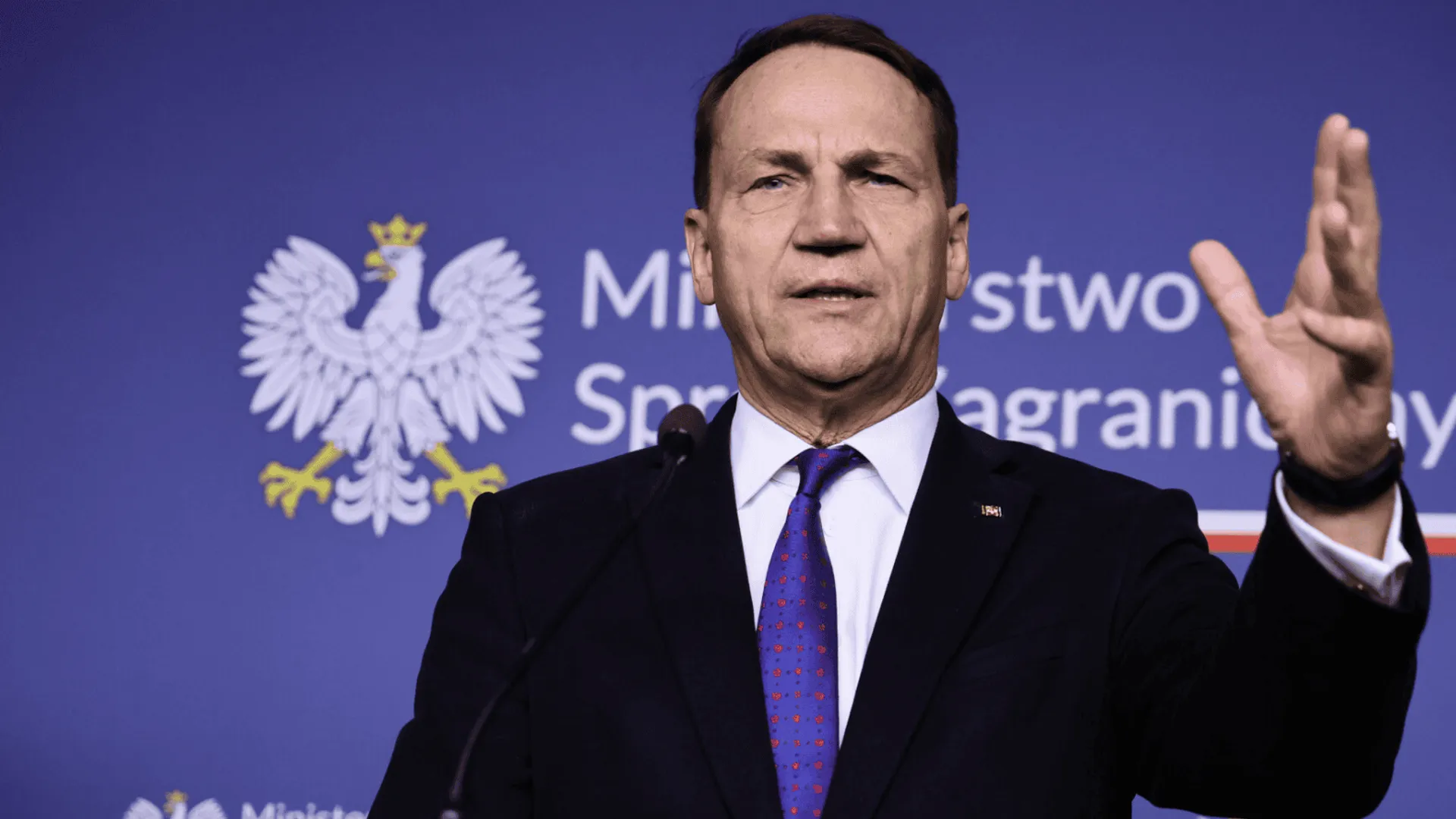 Konflikt z ambasadorem USA. Sikorski w centrum działań rządu Tuska