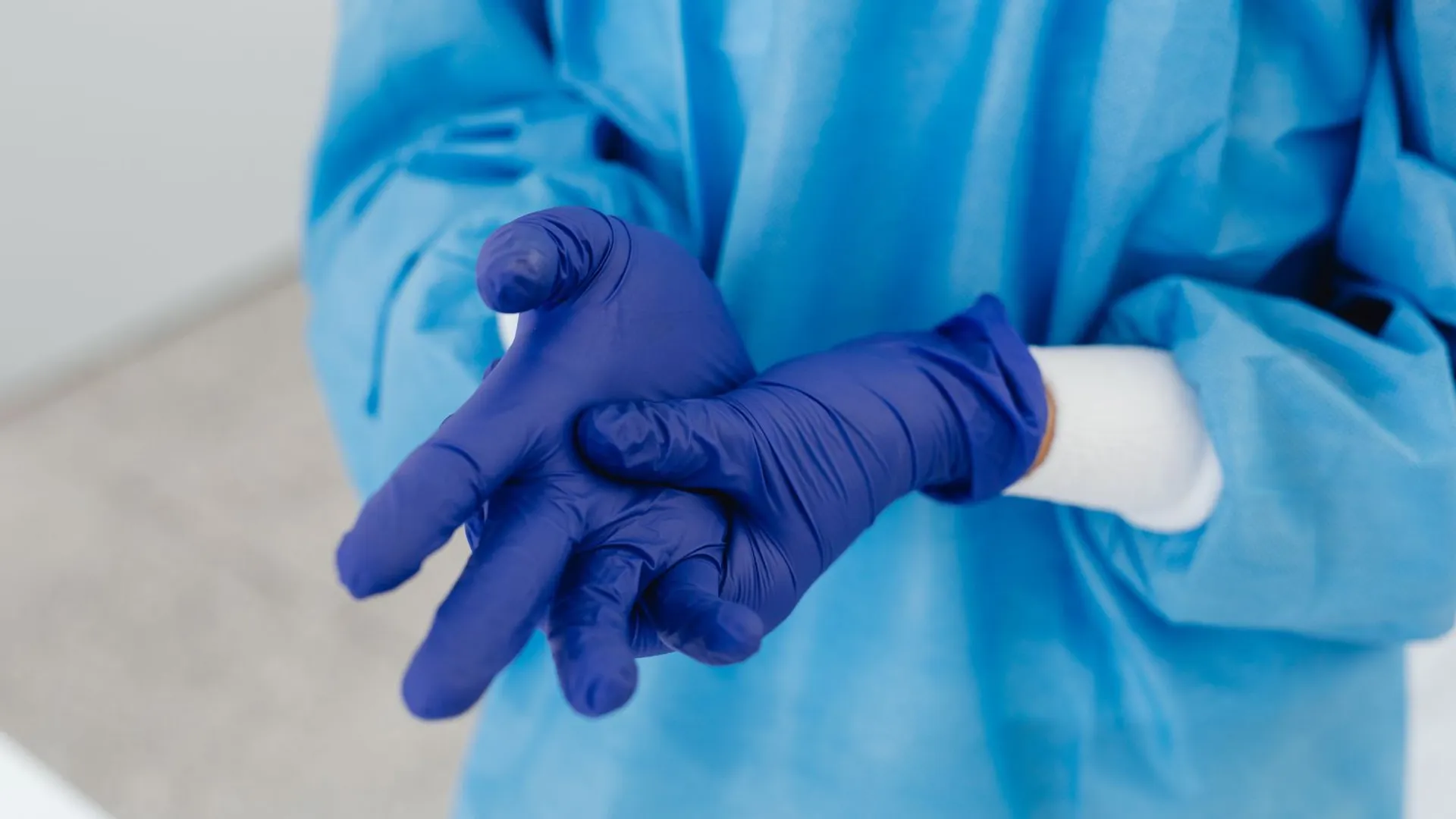 Niebieskie rękawice