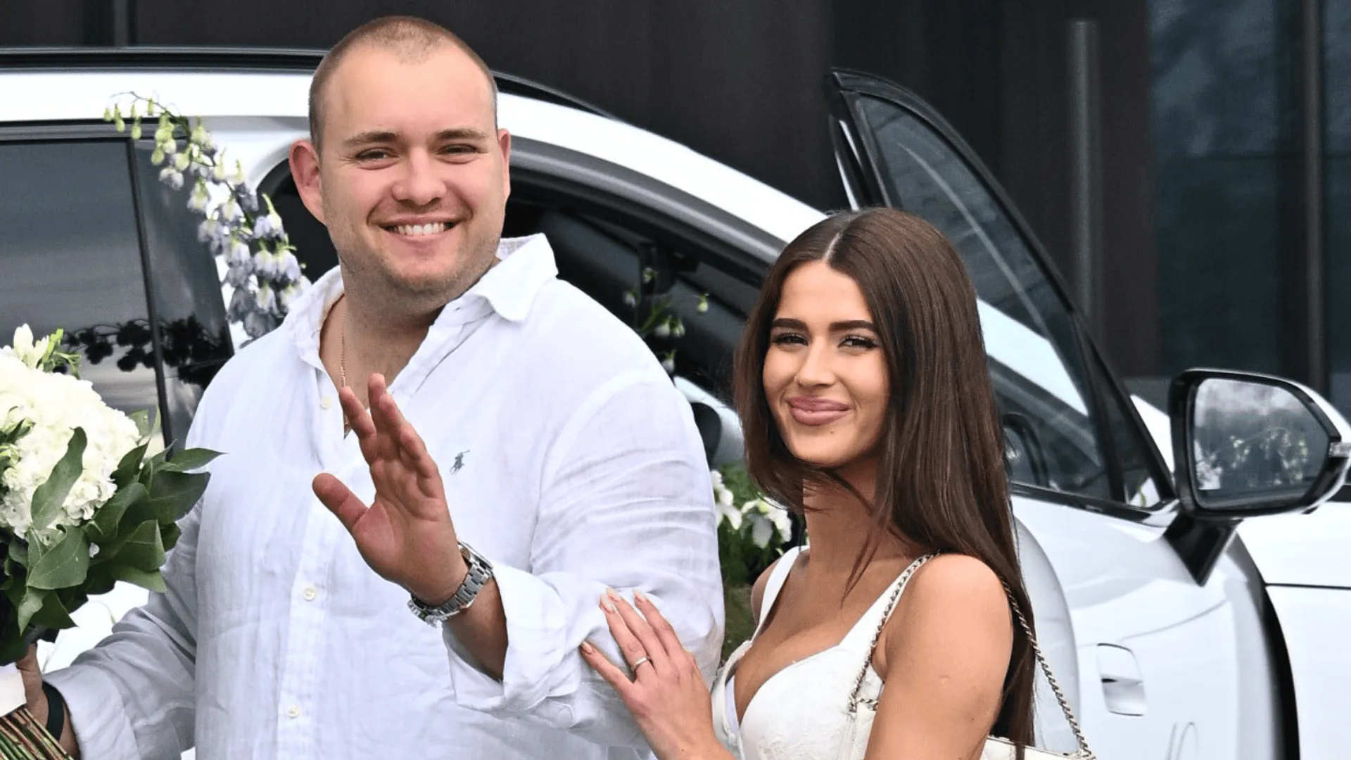 Roxie Węgiel, Kevin Mglej