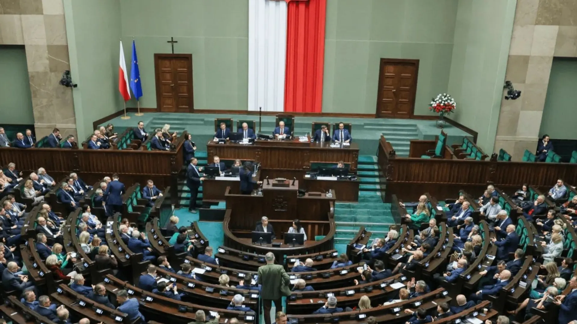 Sejm, rząd, sondaż