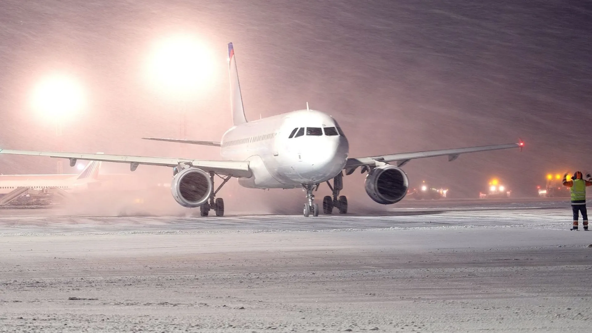 Paraliż lotnika, Lotnisko Chopina, Warszawa