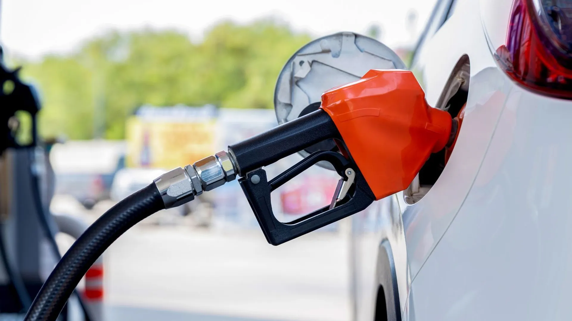 Stacja paliw ceny dziś